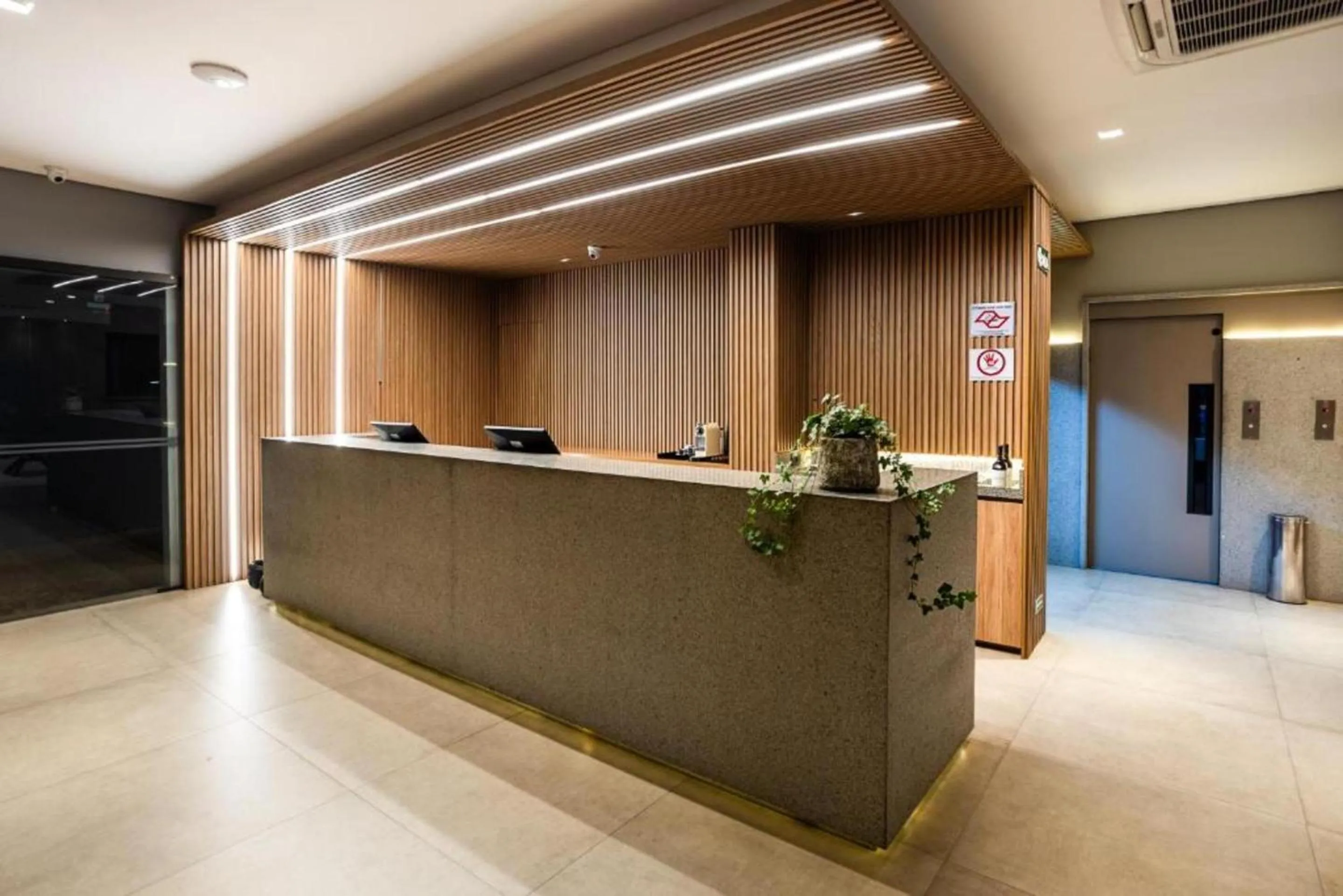 Lobby or reception in Momax Hotel