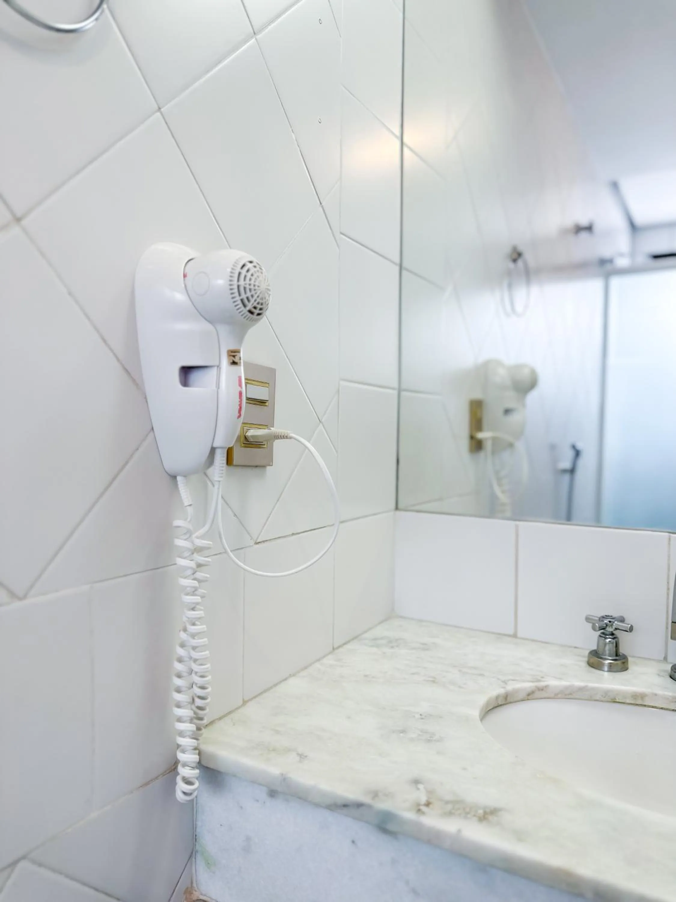 Bathroom in Momax Hotel