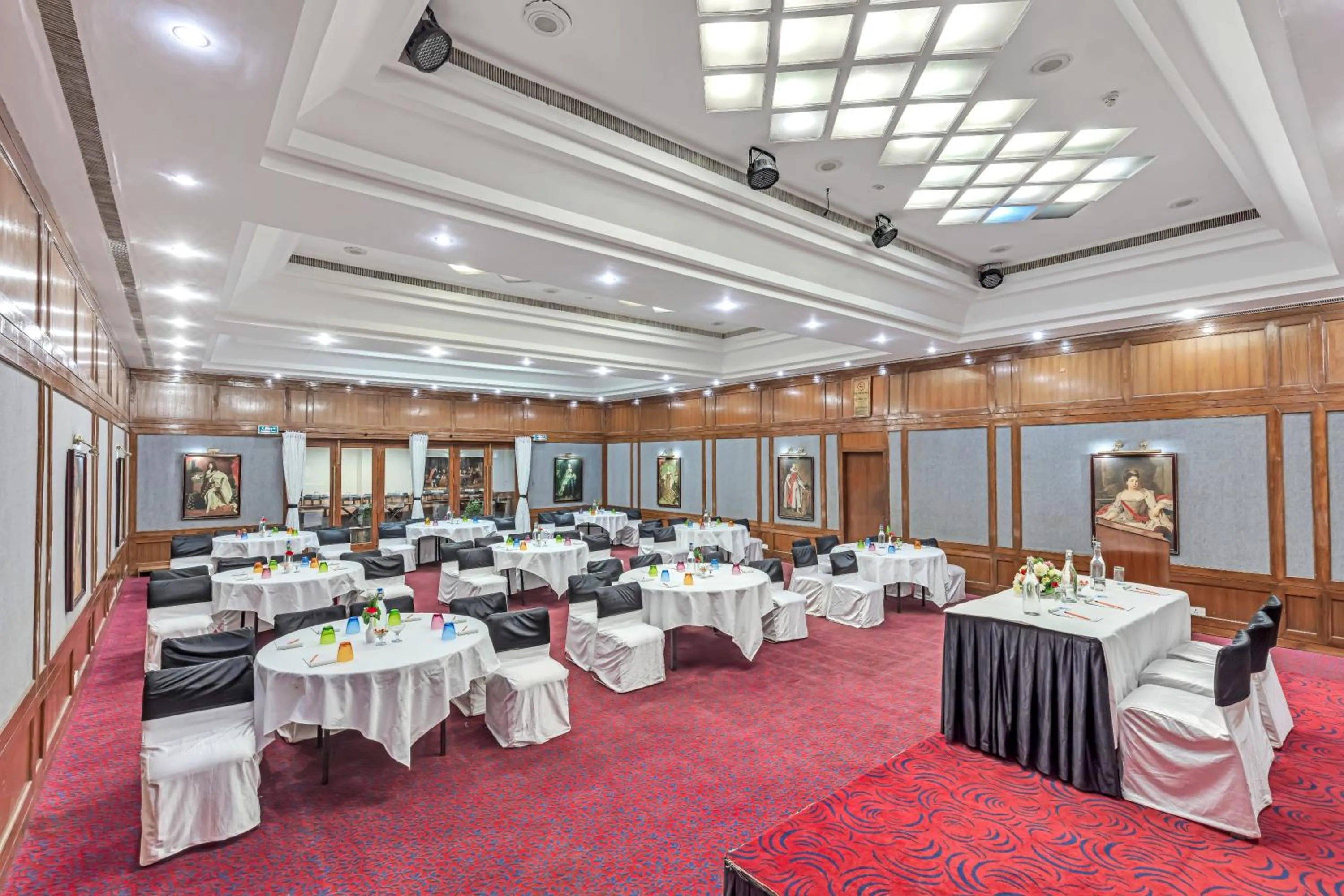 Business facilities in Club Mahindra White Meadows Manali