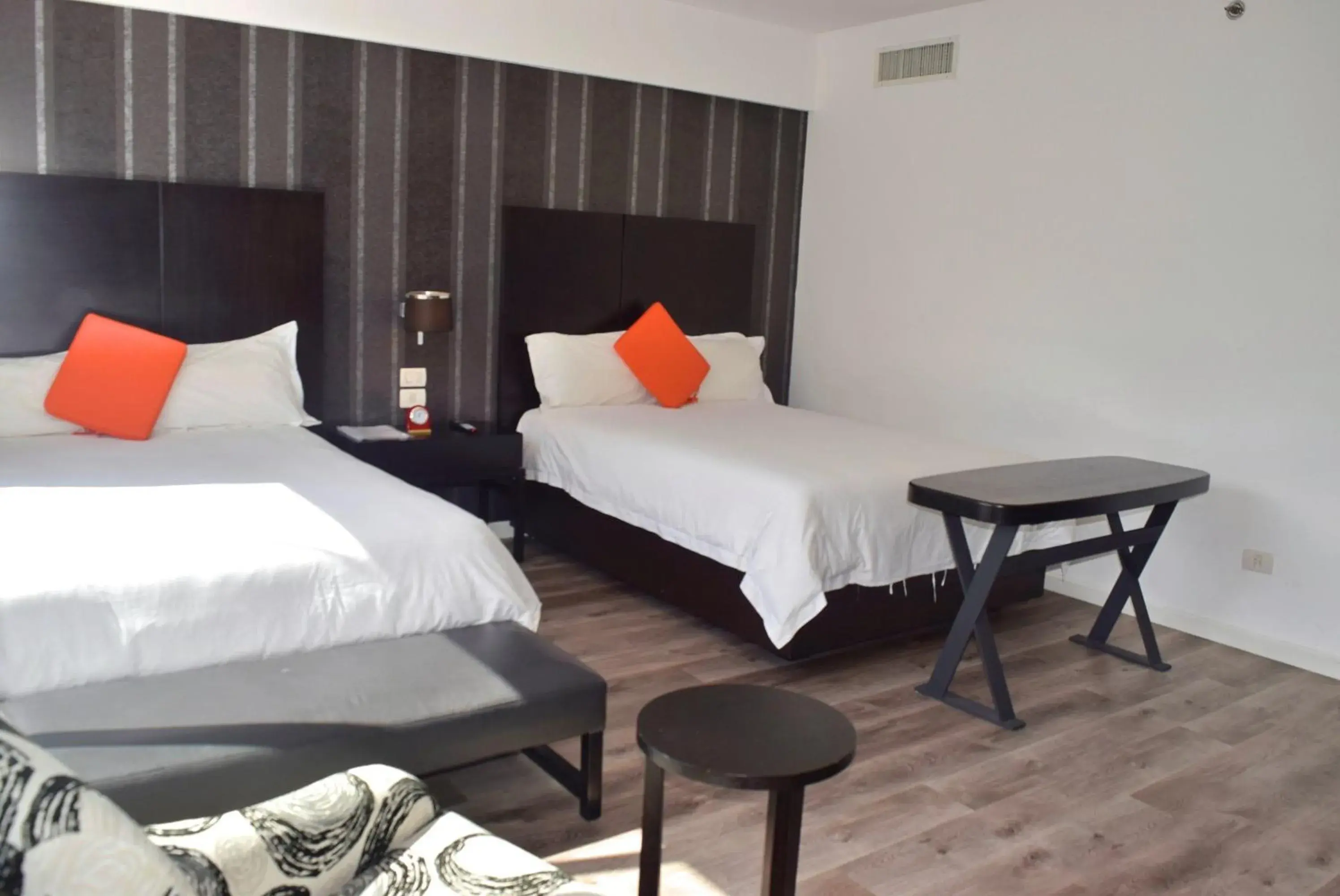 Superior Twin Room in Hotel BA Abasto Superior Twin Room in Hotel BA Abasto
