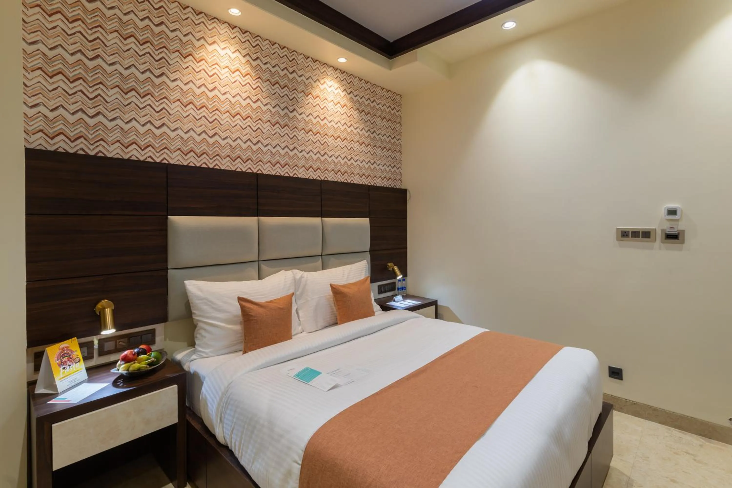 Bedroom, Bed in Royal Rawal - Luxury Boutique Hotel