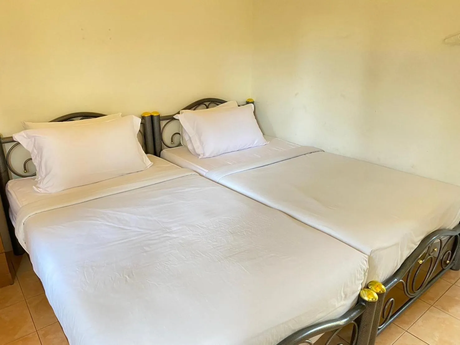 Bed in Phuphamok Valley Resort