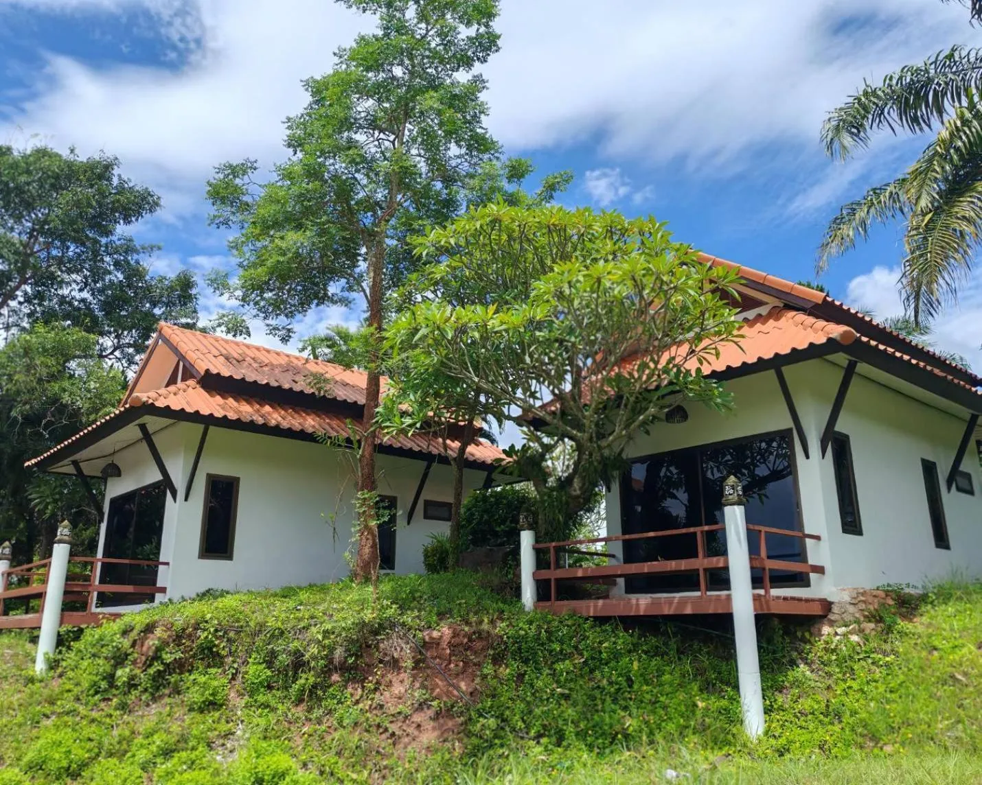 Property building in Phuphamok Valley Resort