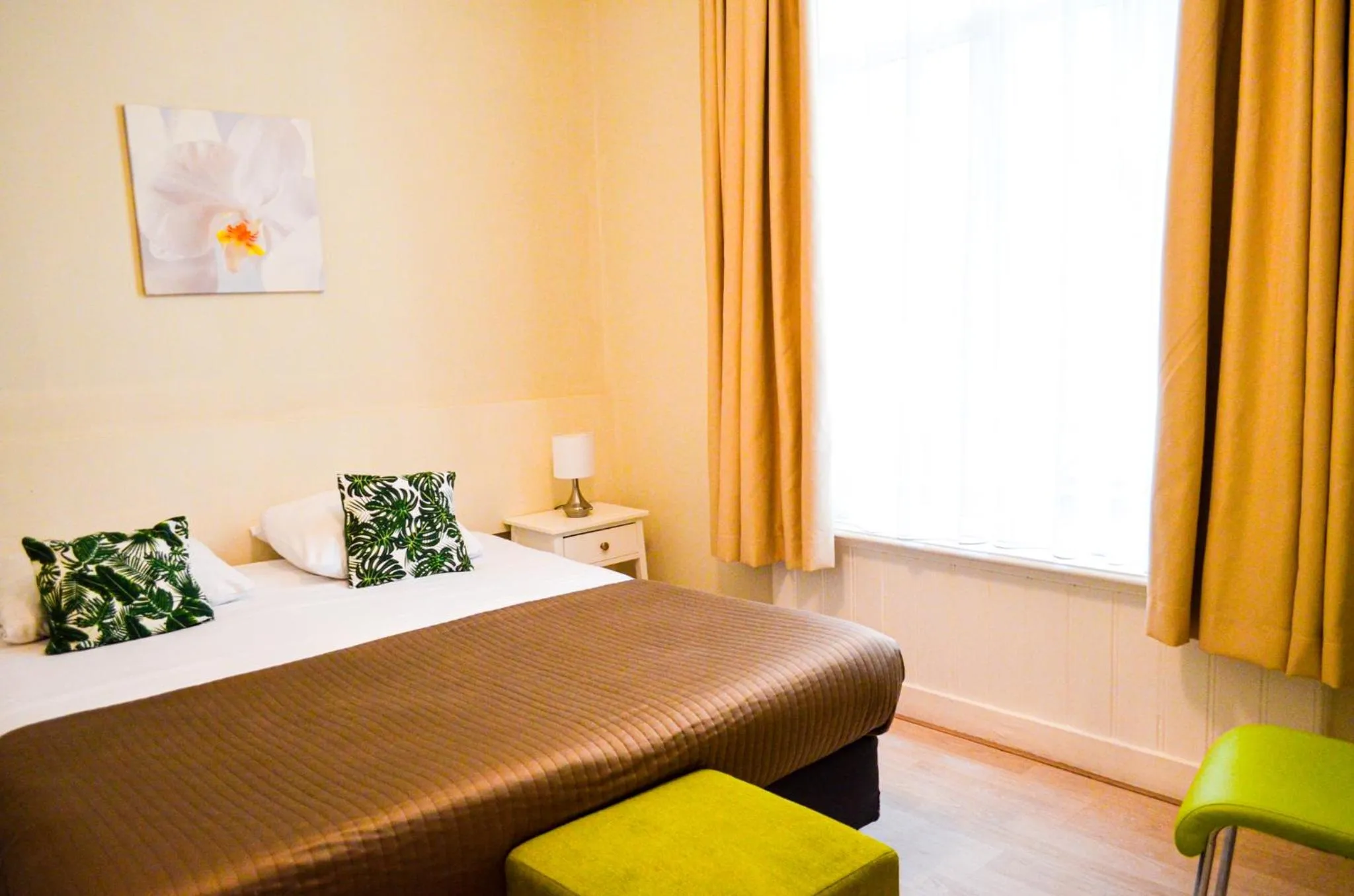 Bed in Family Hotel Kooyk