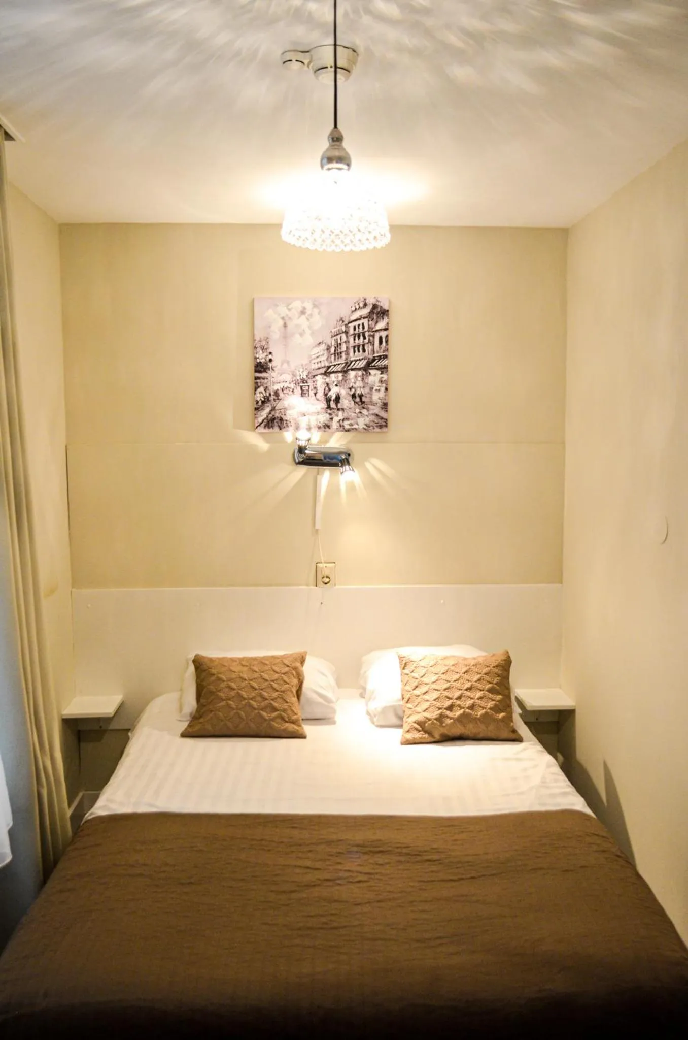 Bed in Family Hotel Kooyk