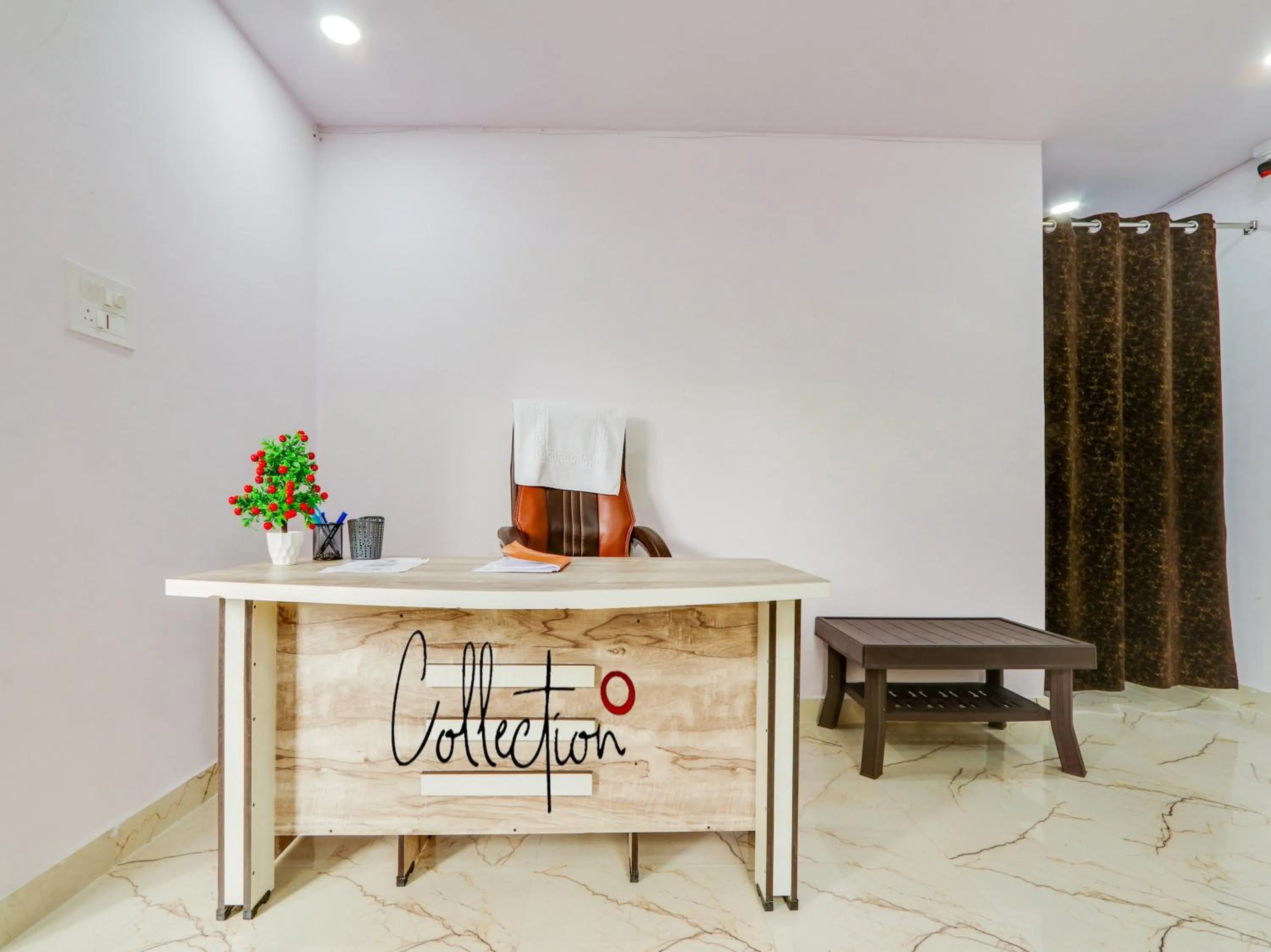 Lobby or reception in Hotel O SR Grand