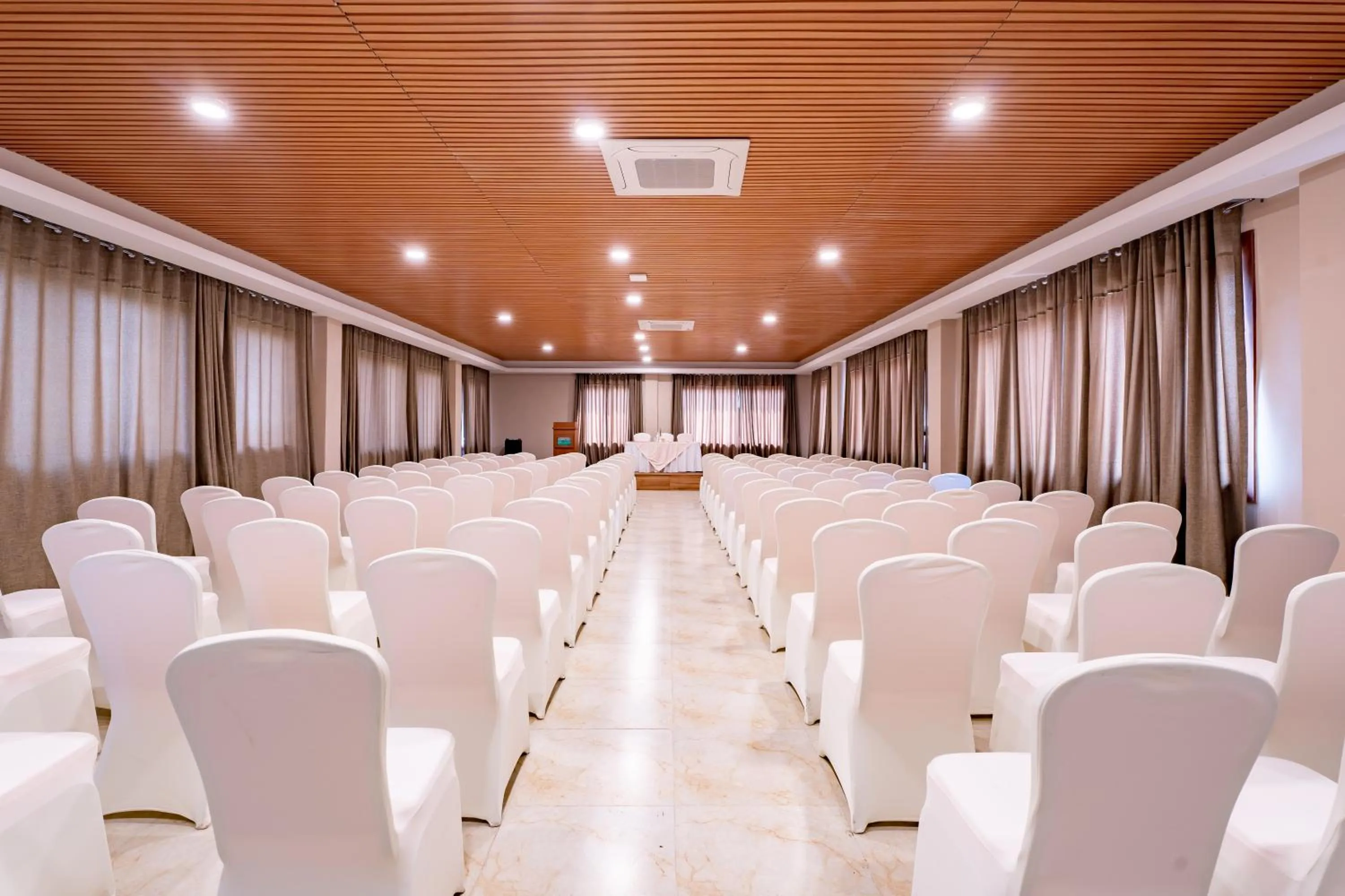 Meeting/conference room in River Bank Jungle Resort, Chitwan