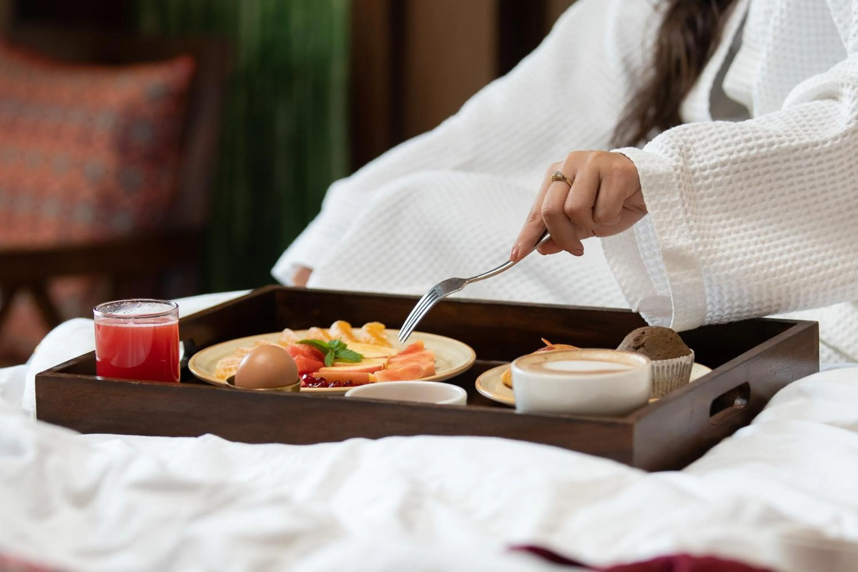 Breakfast in River Bank Jungle Resort, Chitwan