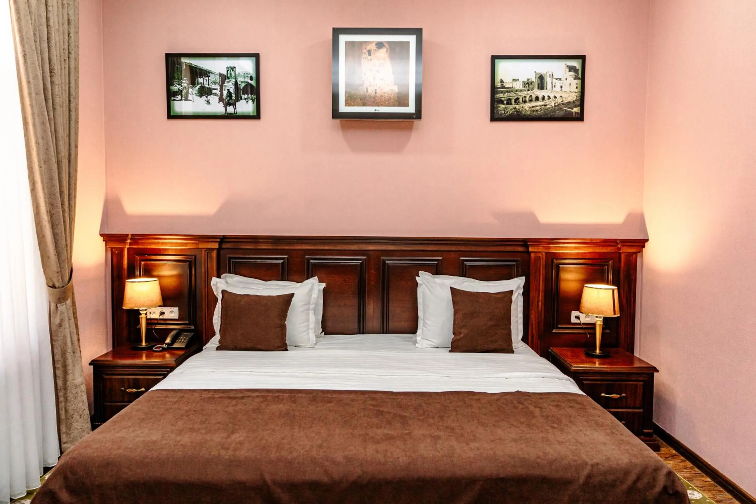 Bed in Bagizagan Hotel