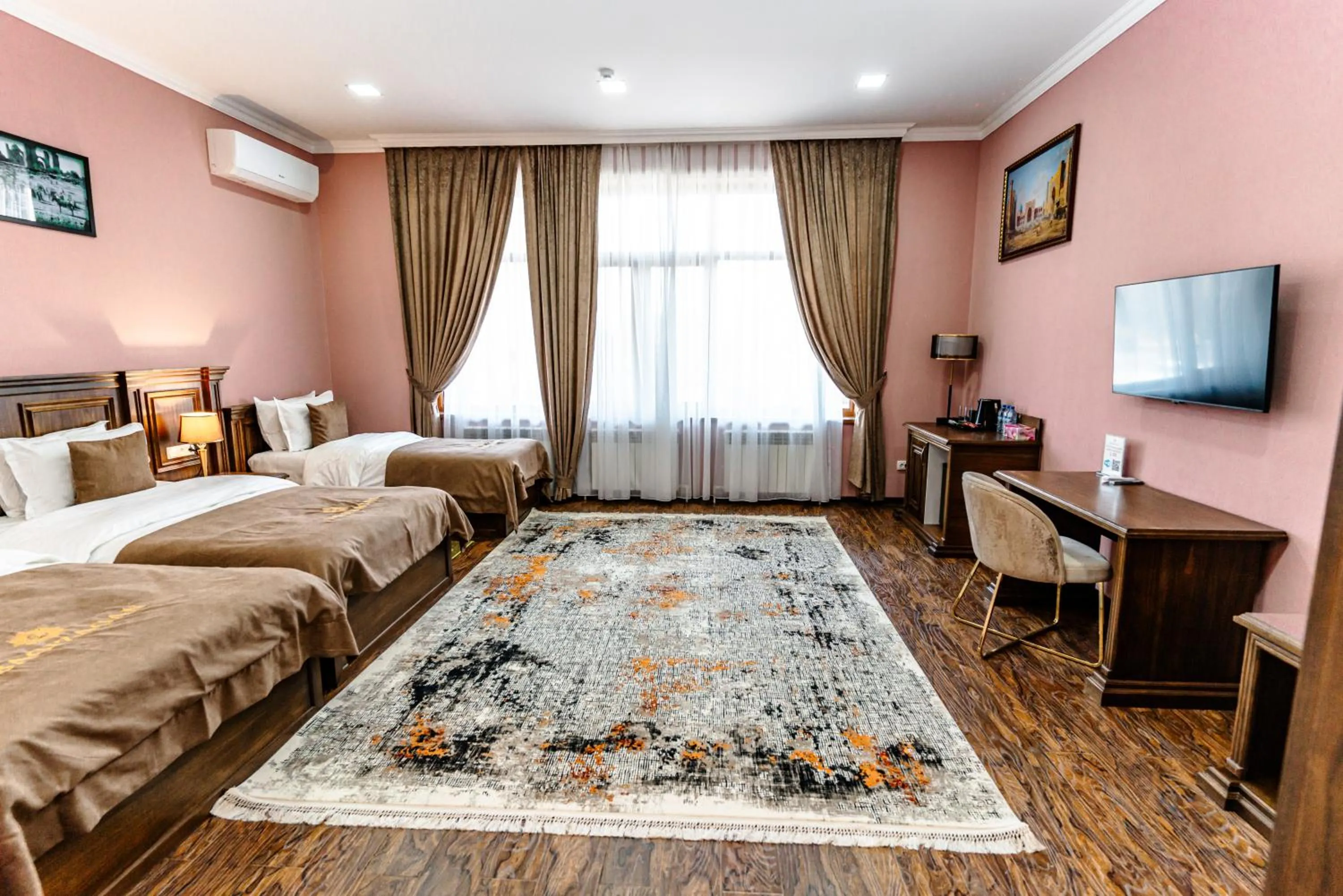 Communal lounge/ TV room, Bed in Bagizagan Hotel