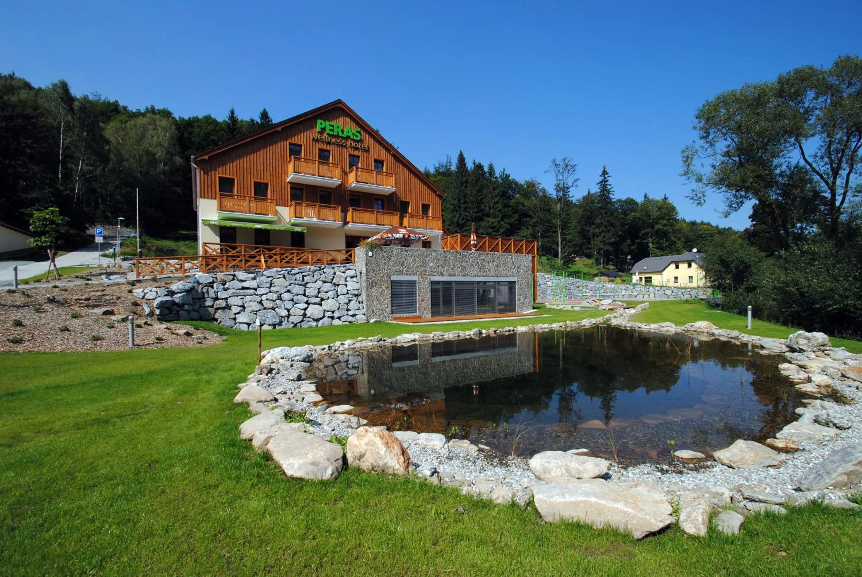 Facade/entrance in Peras Wellness Hotel