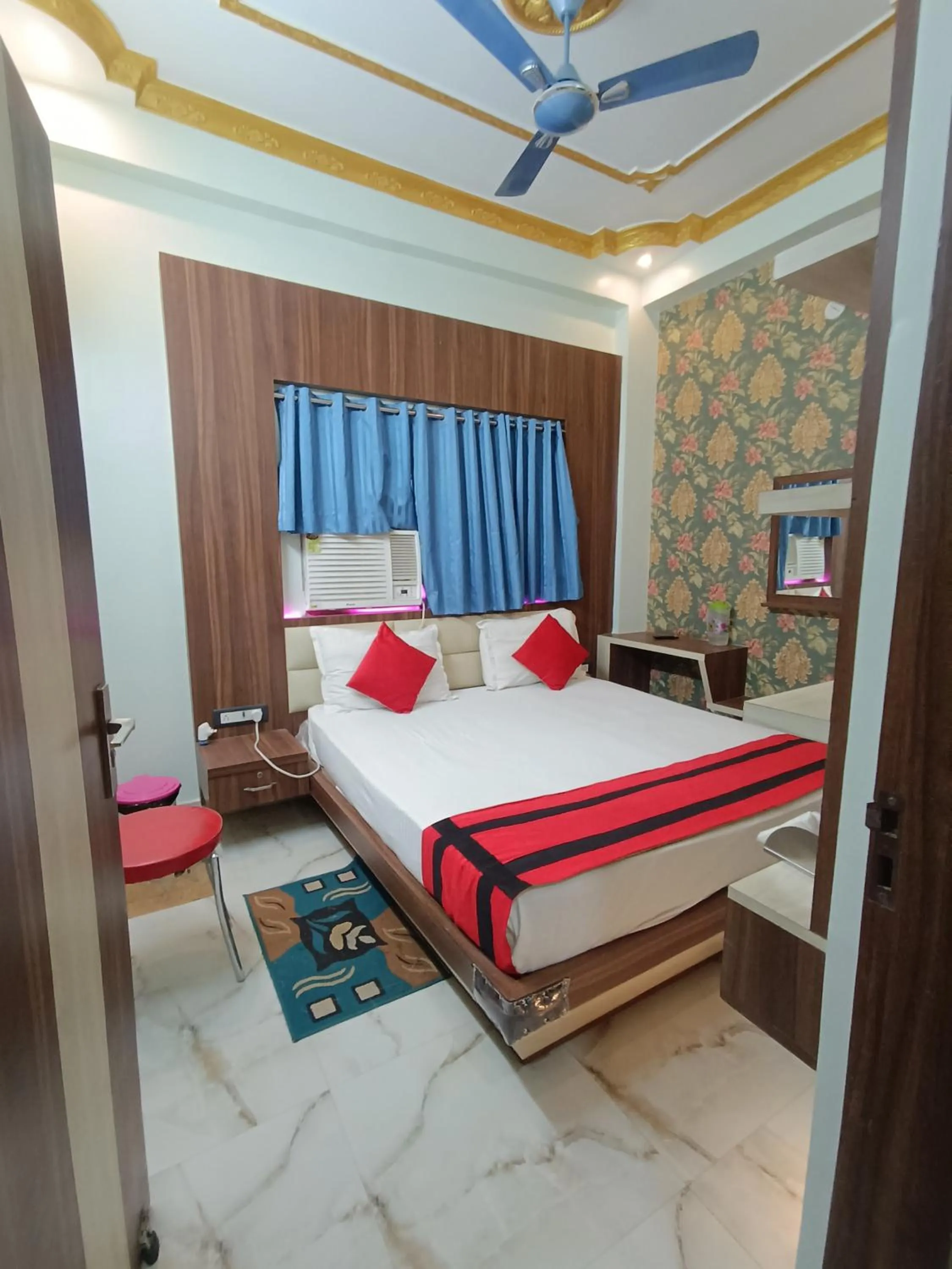 Bed in G P Guest House And Banquet Hall