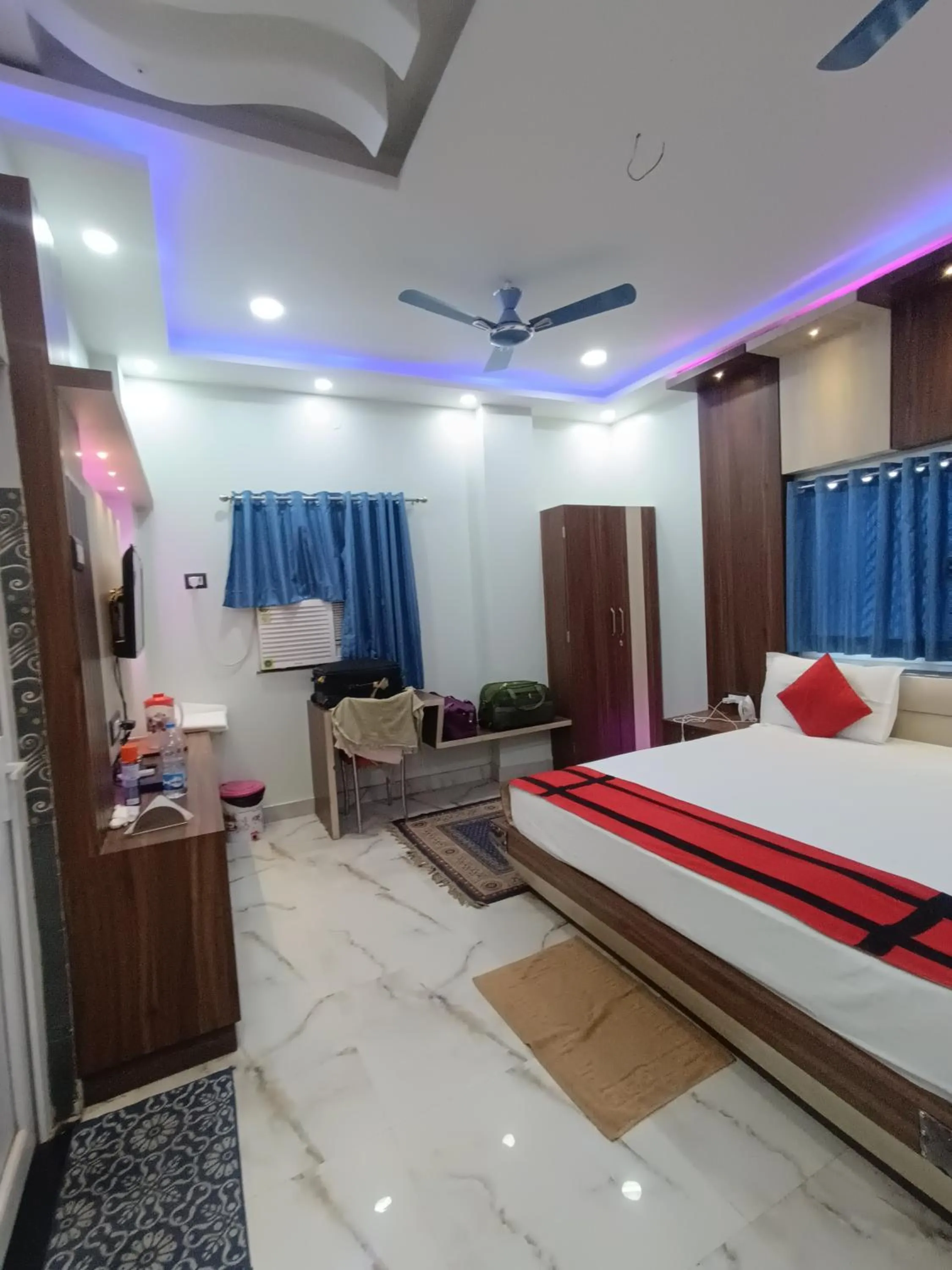 Bed in G P Guest House And Banquet Hall