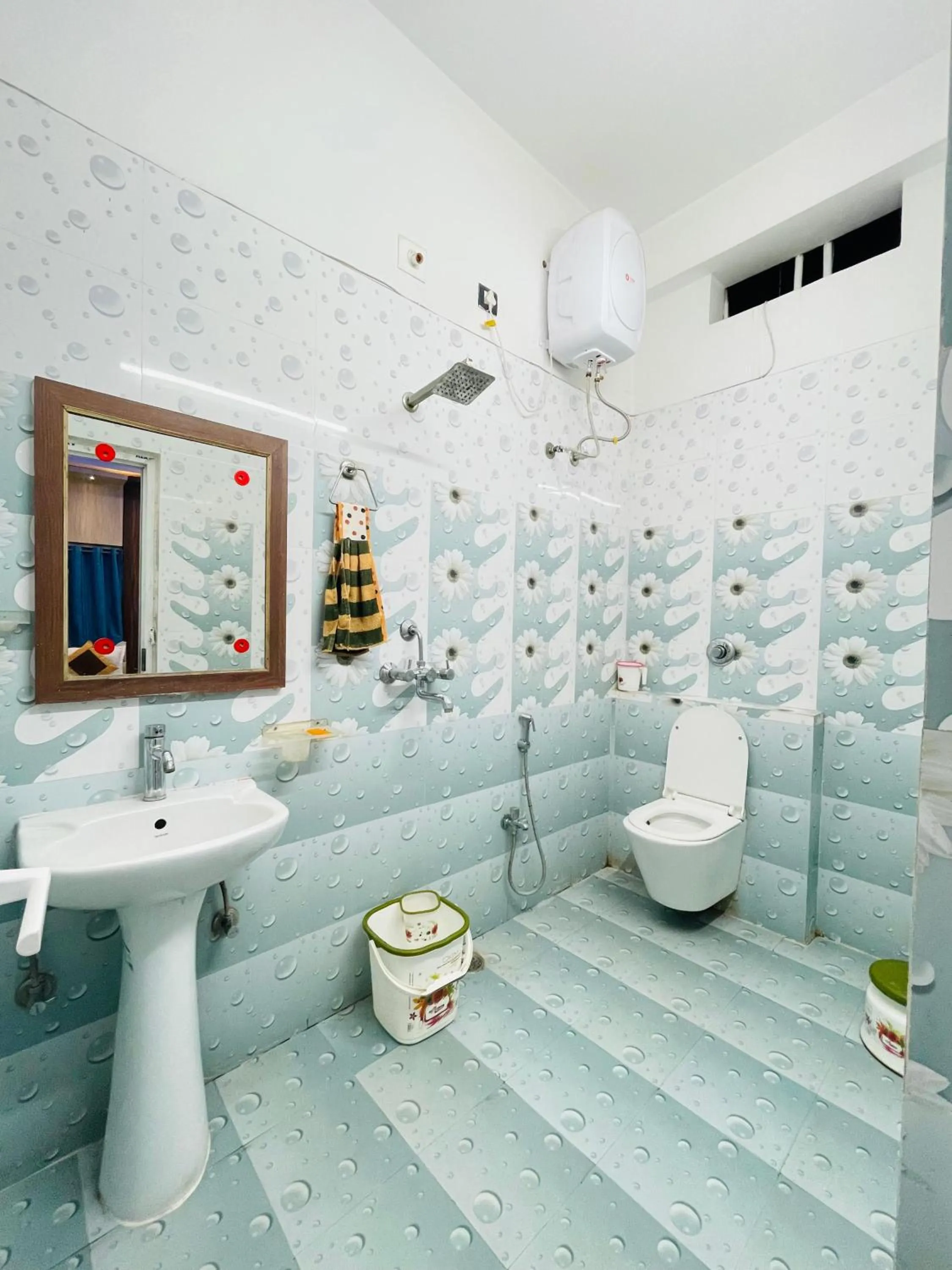 G P Guest House And Banquet Hall