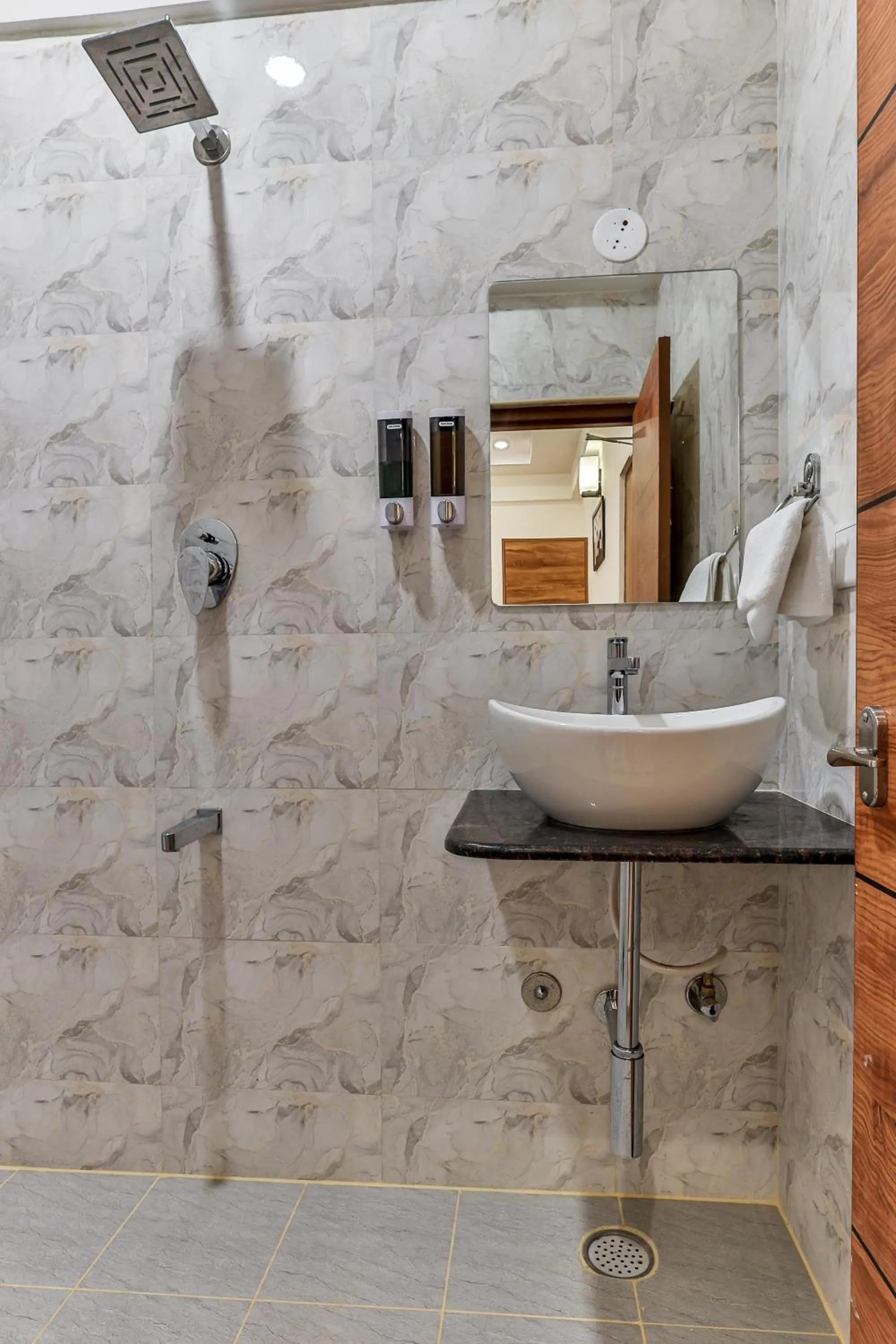 Bathroom in The Auberge Boutique Hotel - Manyata Tech Park