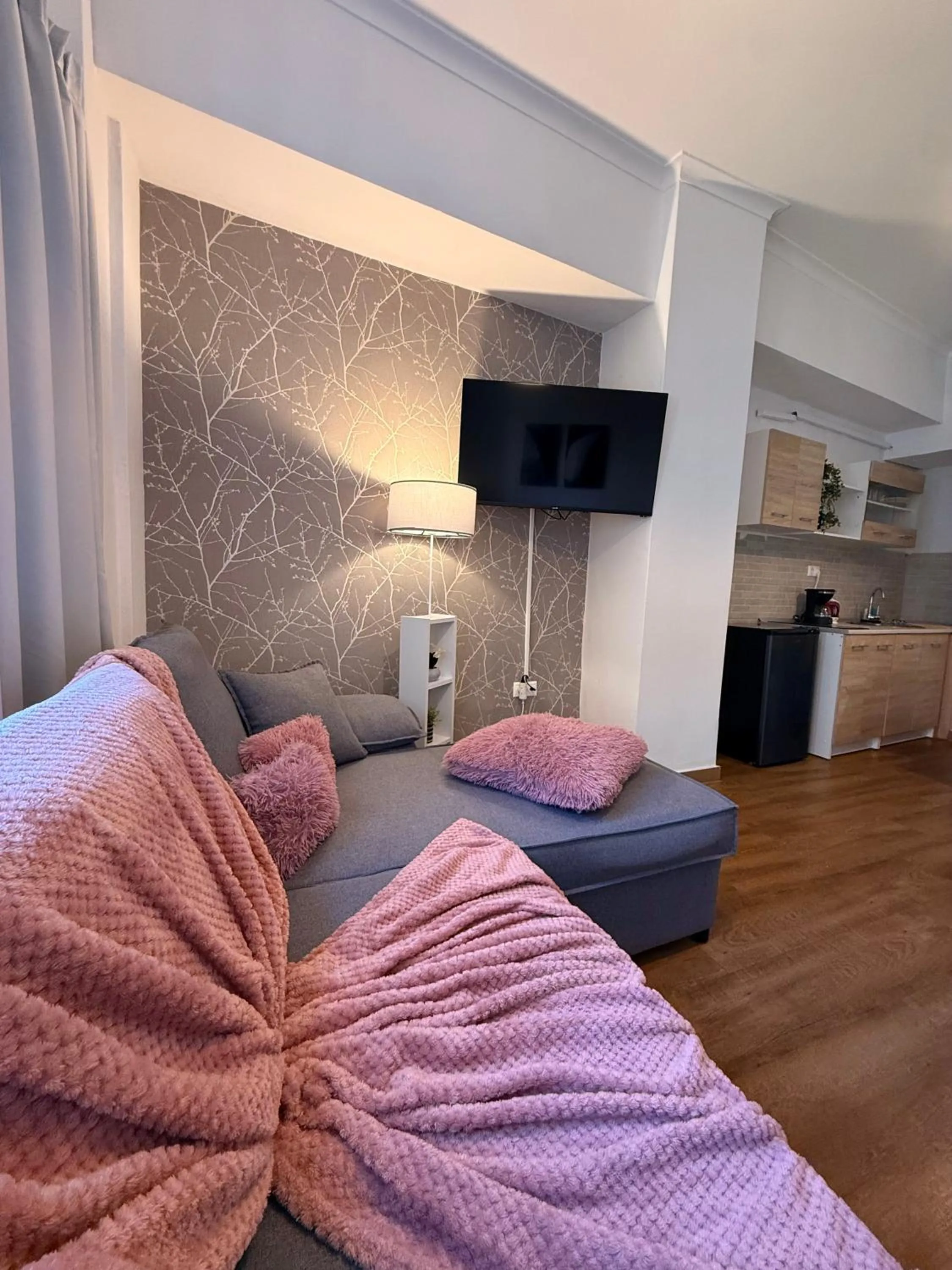 TV and multimedia, Bed in Compass Lofts Athens