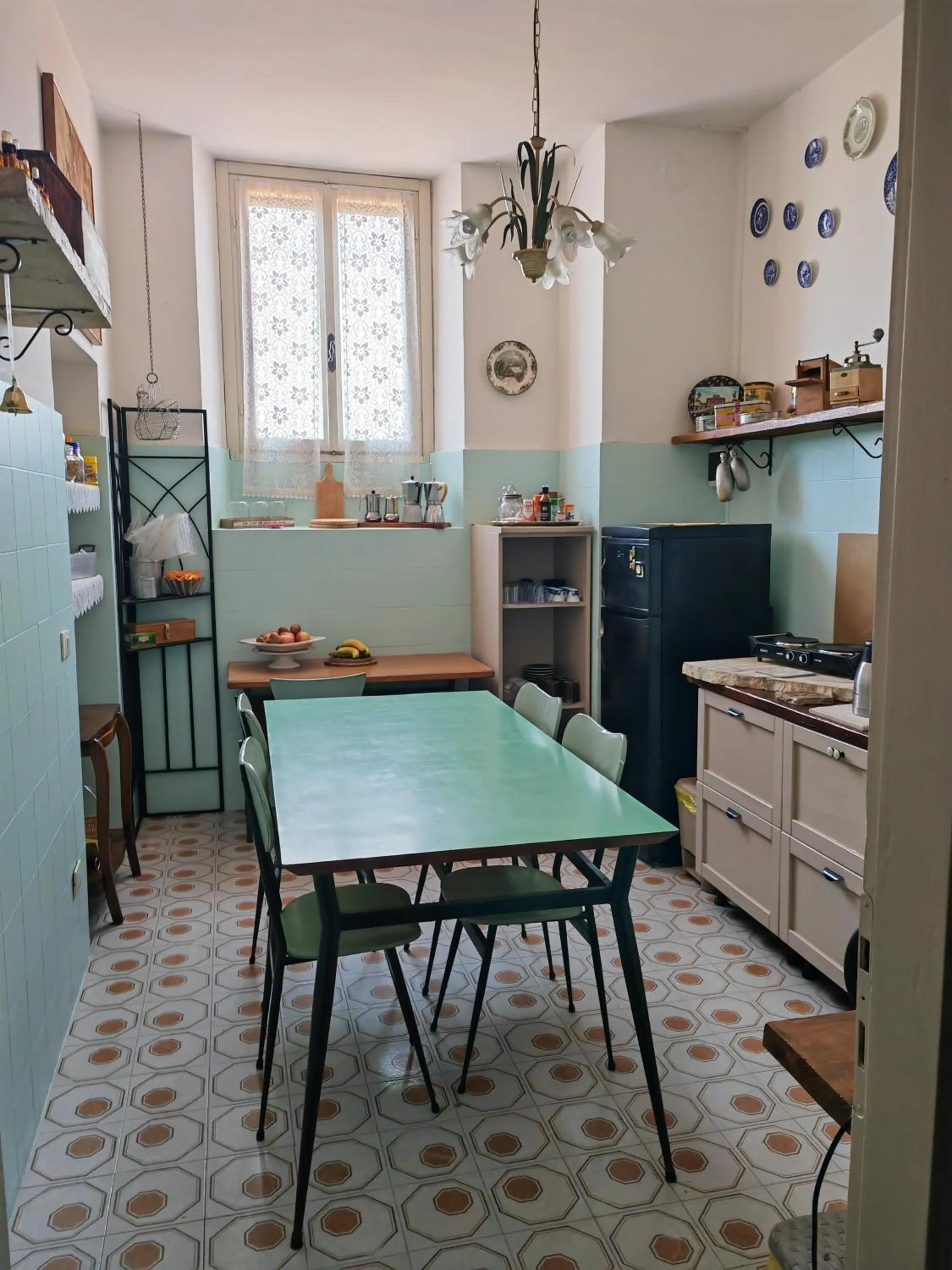 Kitchen or kitchenette in B&B LaMaGia di Corte Moronati