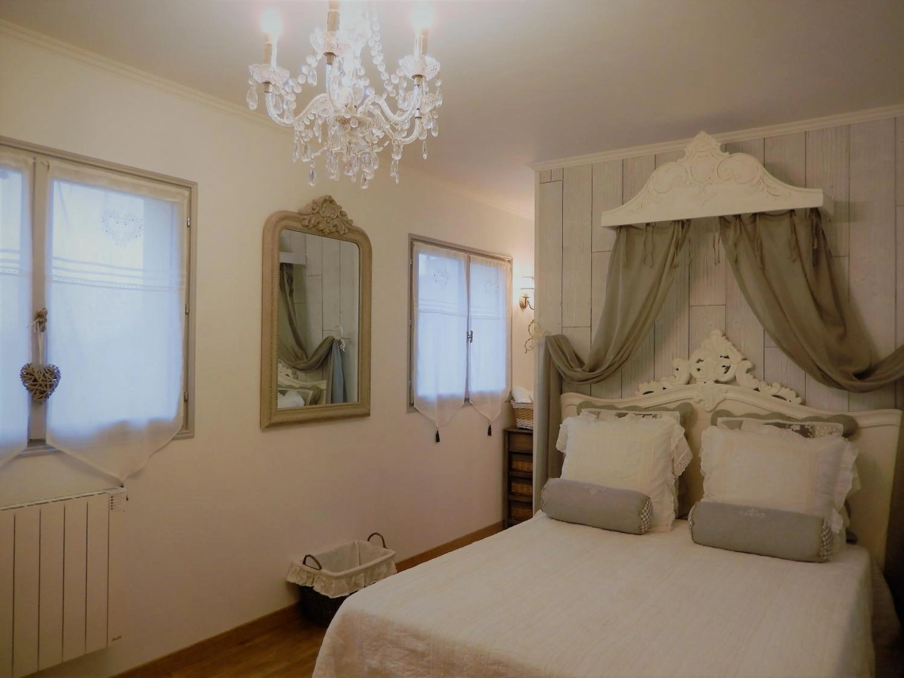 Bedroom, Bed in La Cordonnerie de Réau