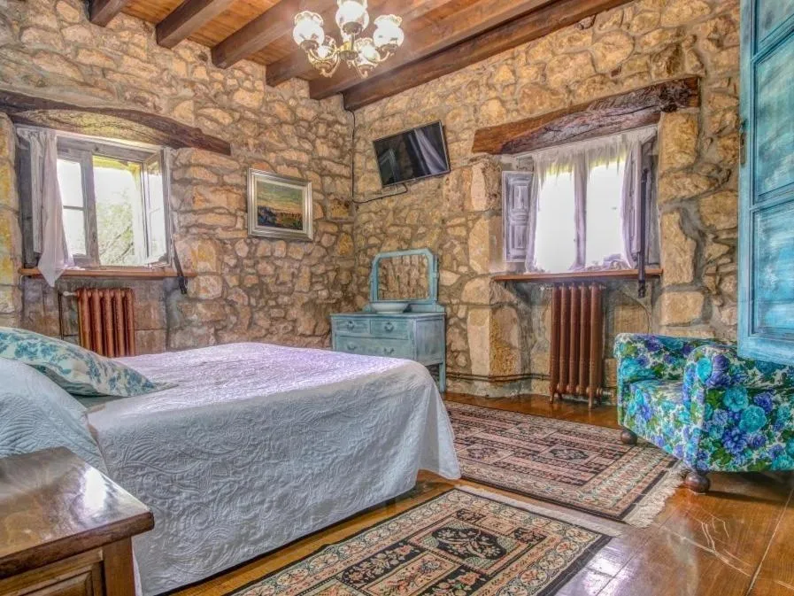 Bedroom, Bed in Casona Dos Lagos
