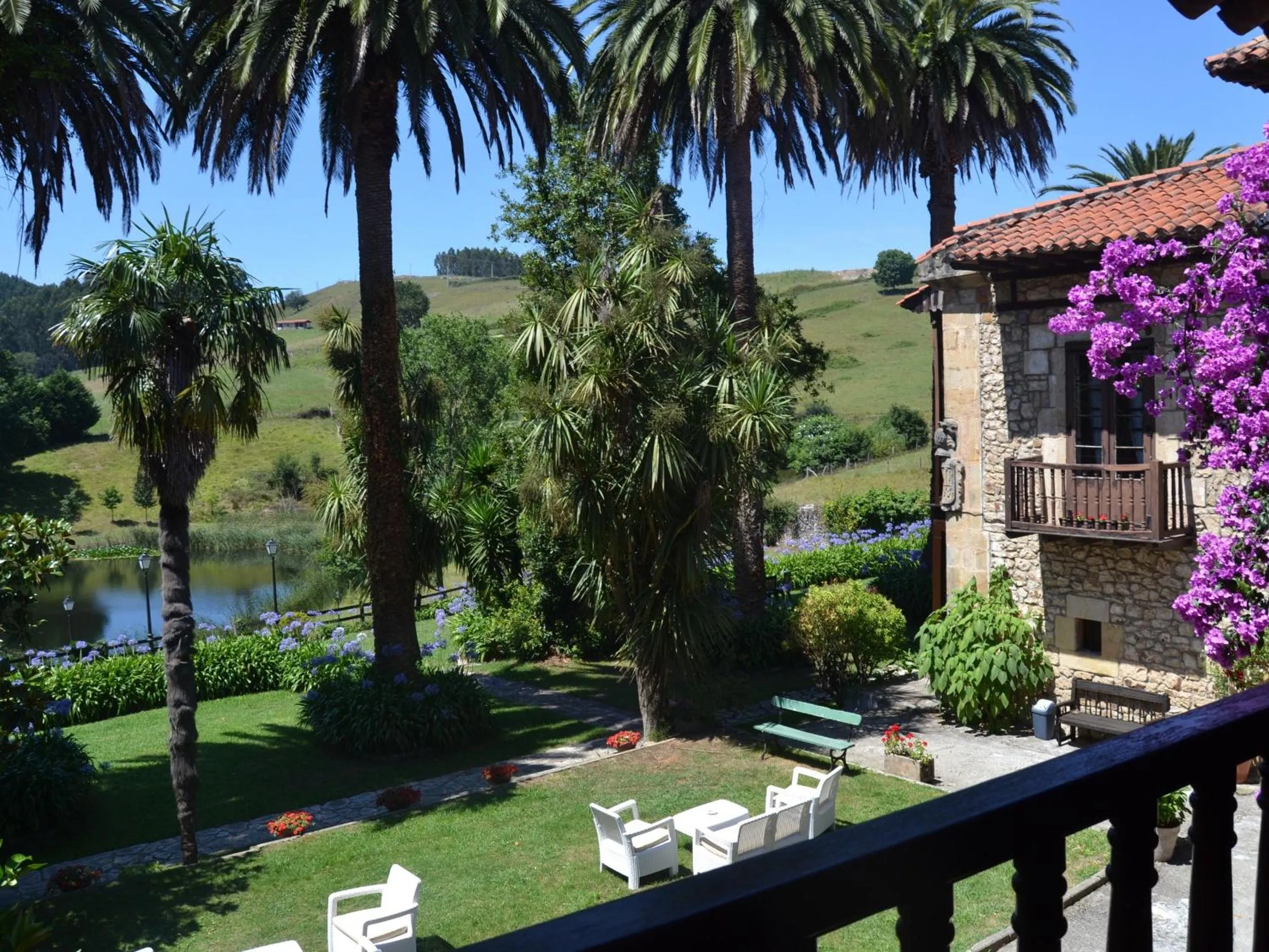 Property building in Casona Dos Lagos