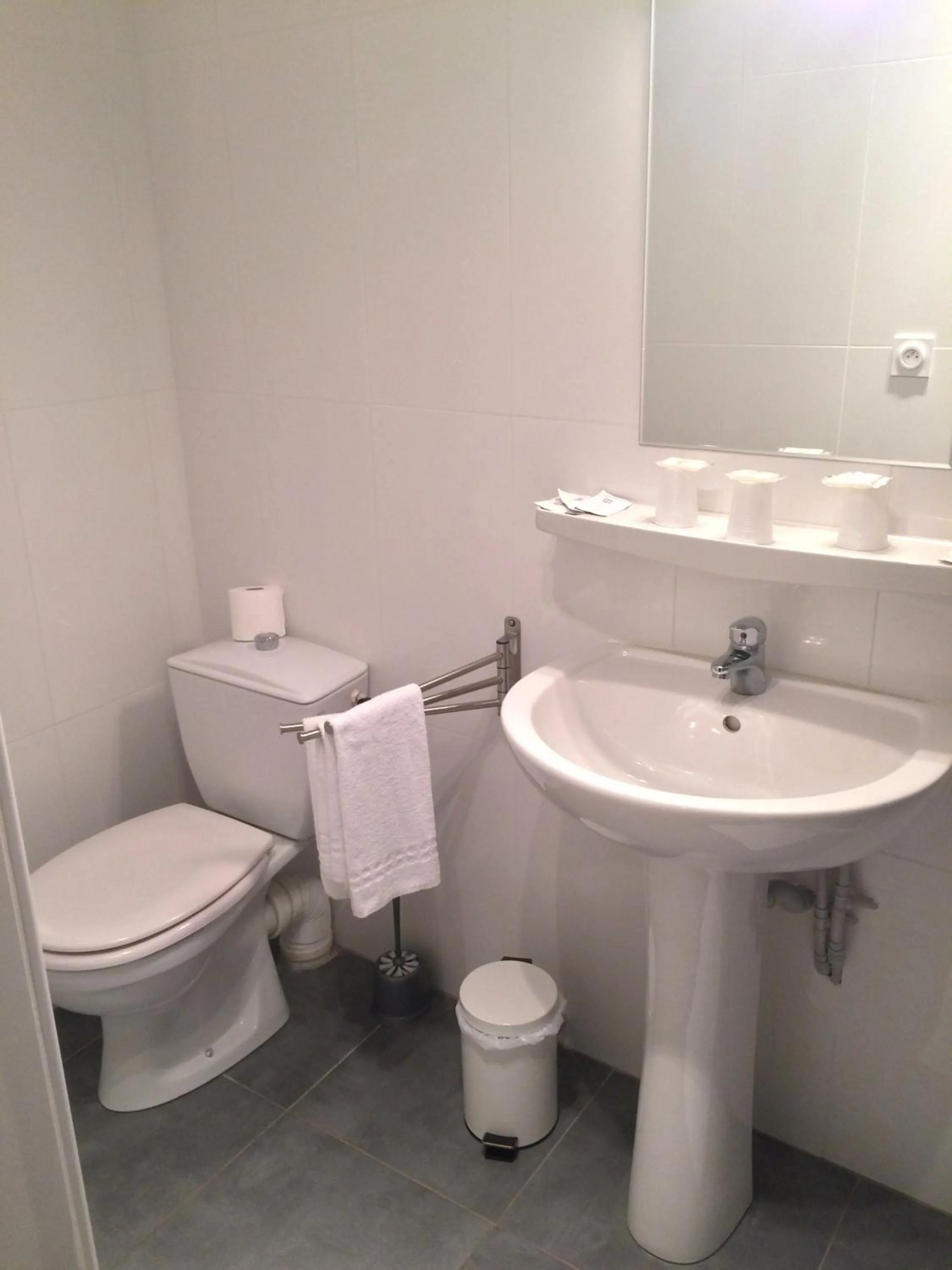 Bathroom in GOOD NIGHT HÔTEL By L'excess