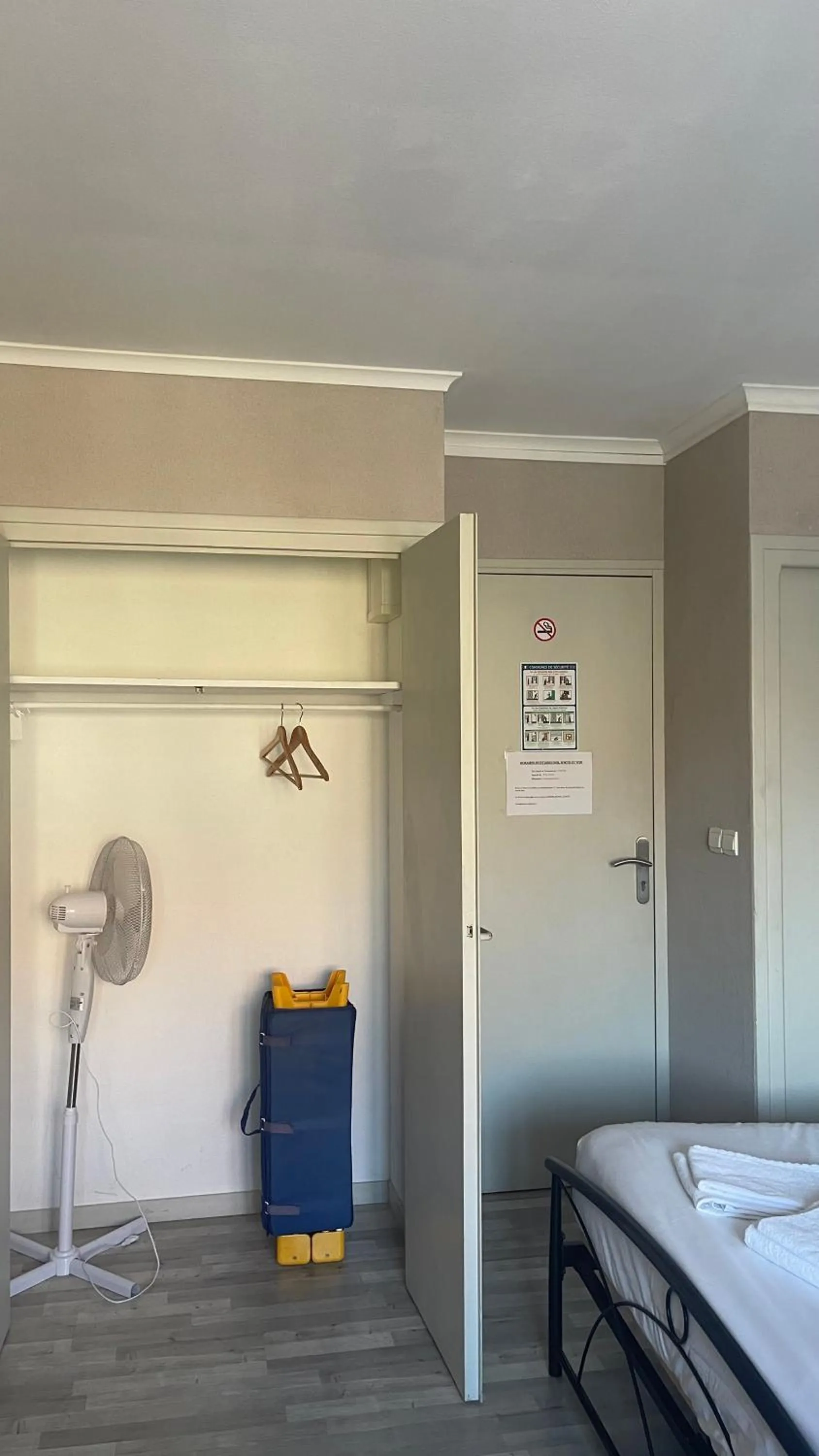 Bed in GOOD NIGHT HÔTEL By L'excess