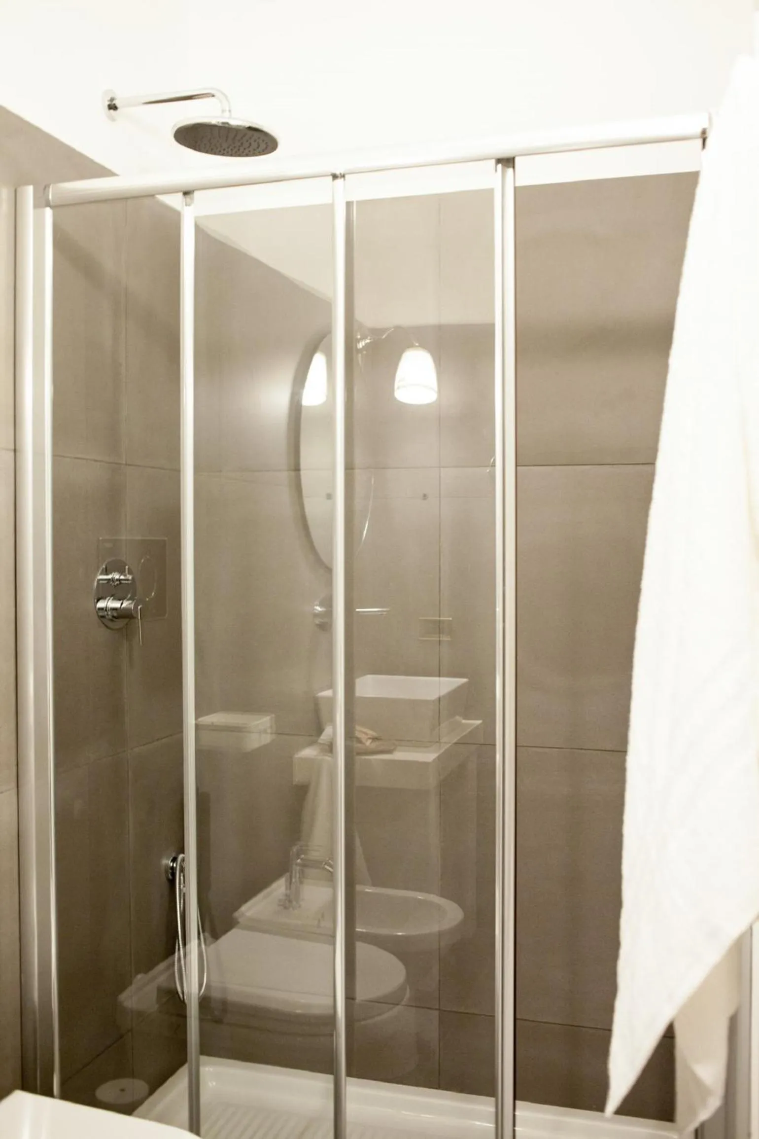 Bathroom in A Casa Di Gaia Bed and Breakfast