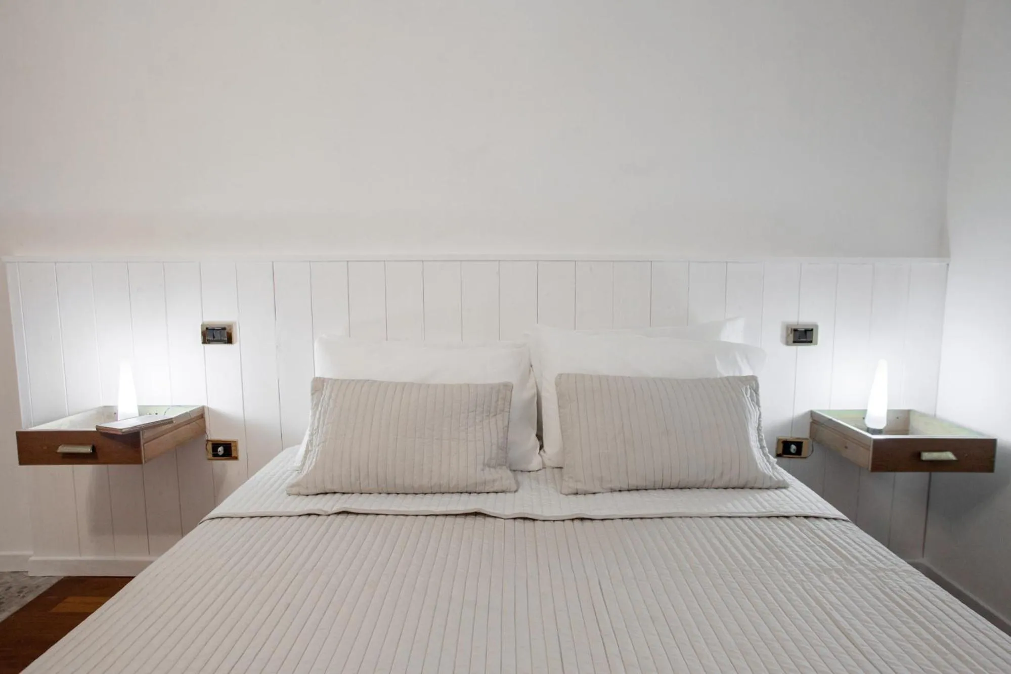 Photo of the whole room in A Casa Di Gaia Bed and Breakfast