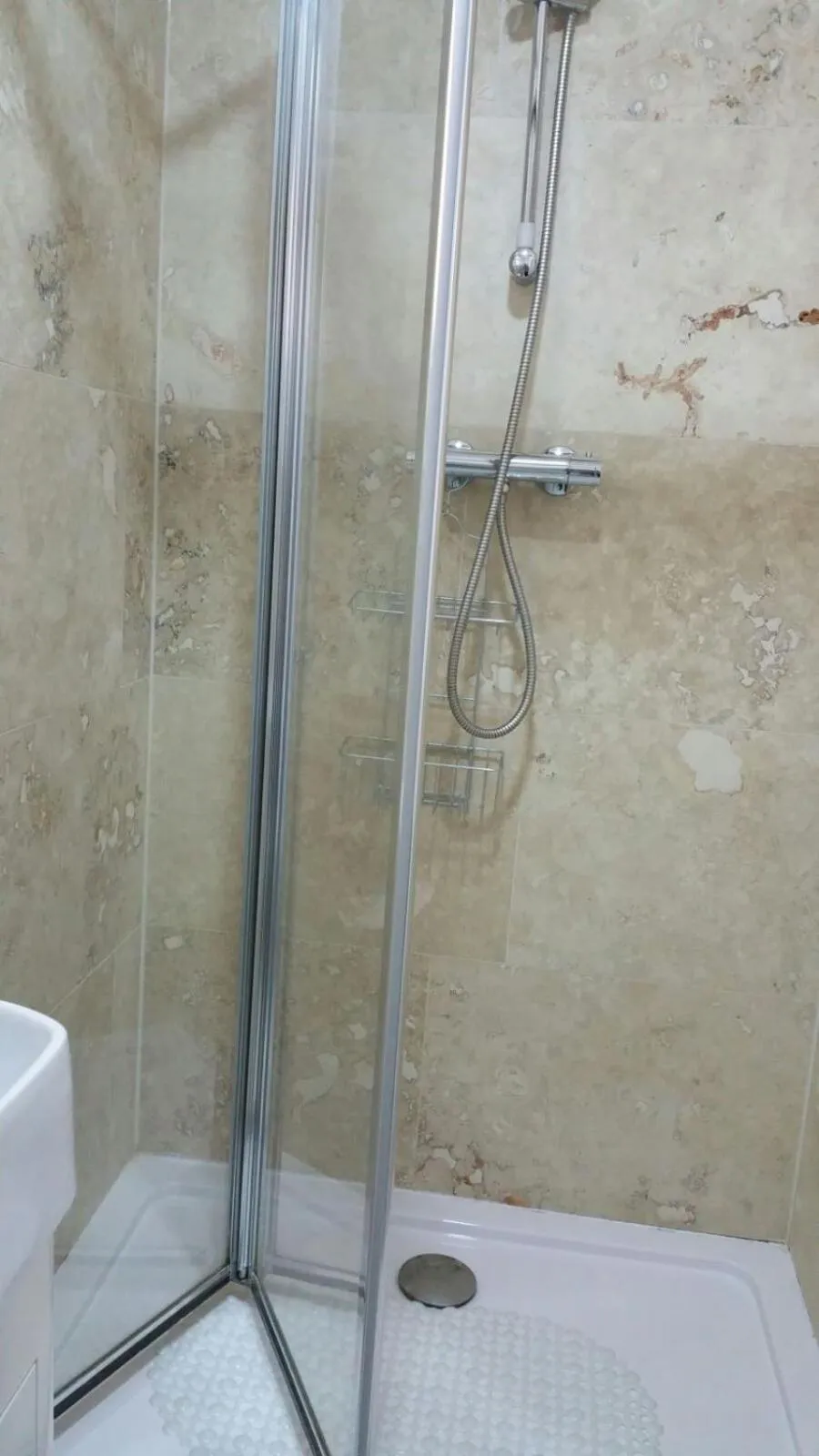 Shower in St George Hotel Great Yarmouth