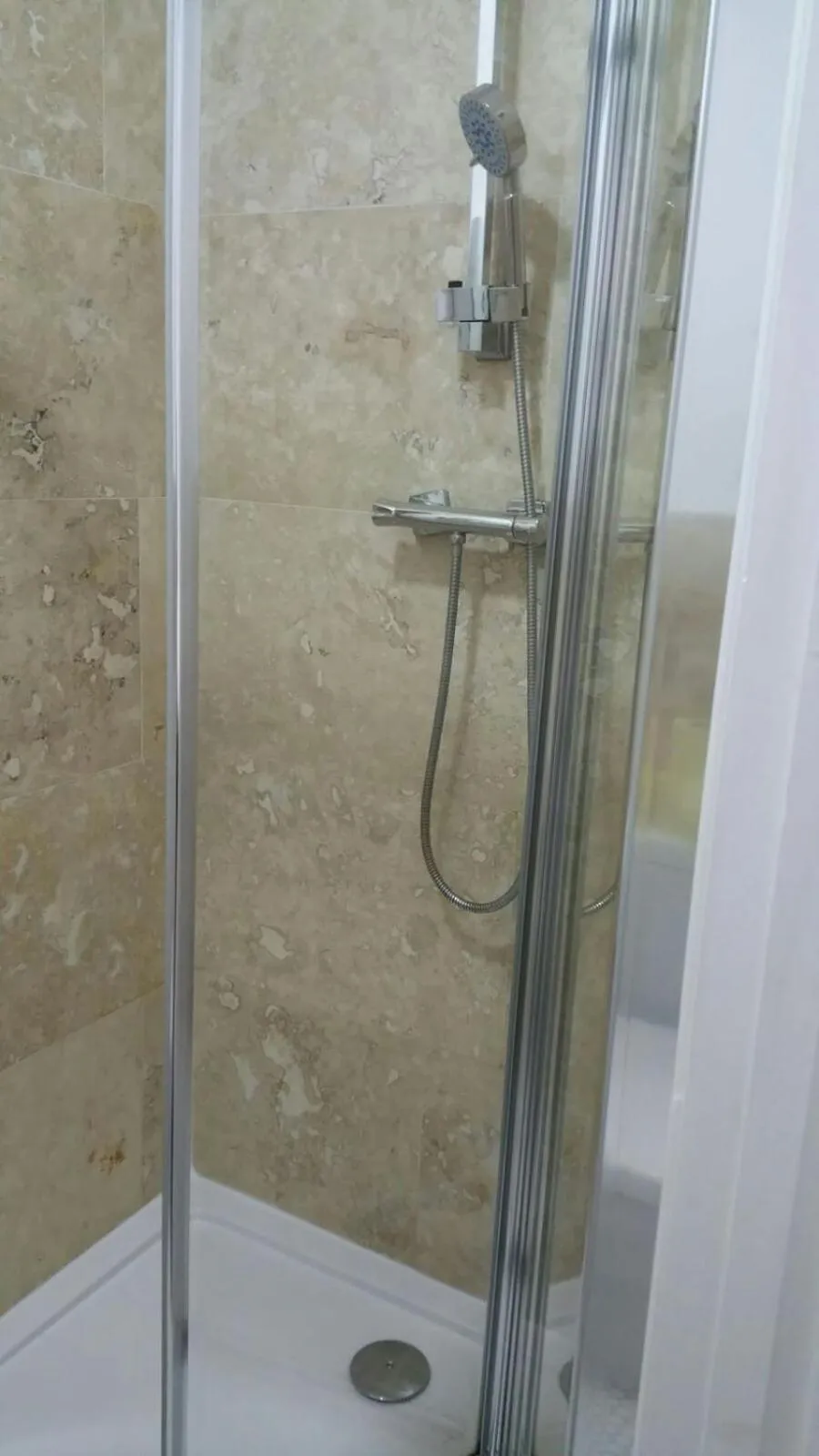 Shower in St George Hotel Great Yarmouth