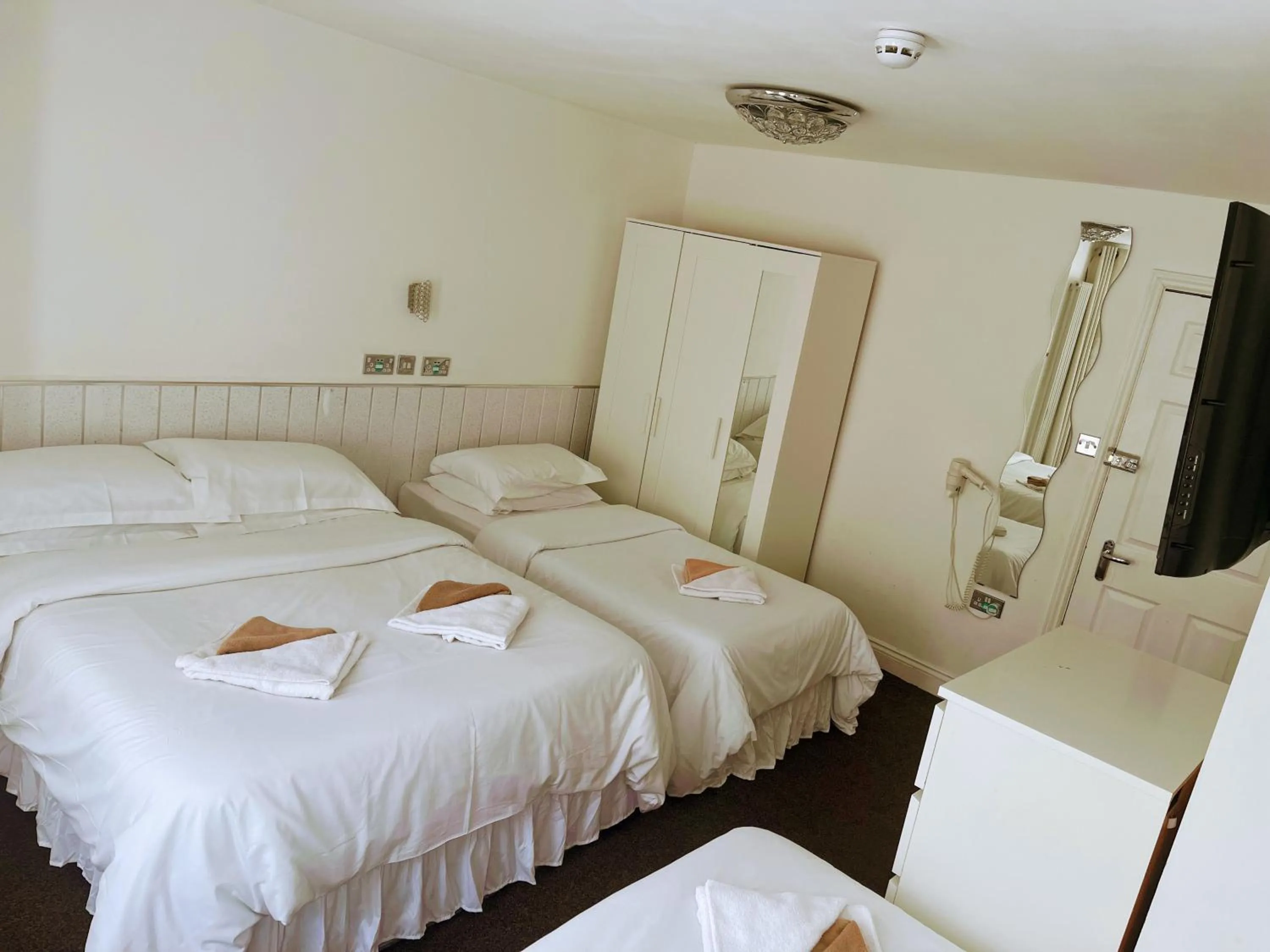 Bed in St George Hotel Great Yarmouth