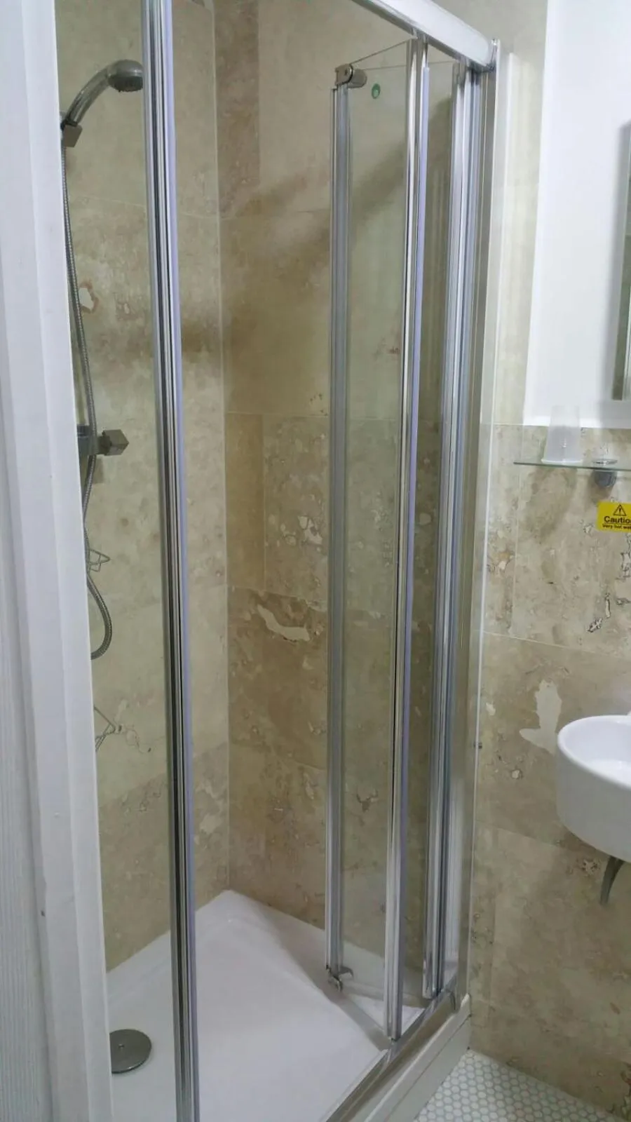 Shower in St George Hotel Great Yarmouth