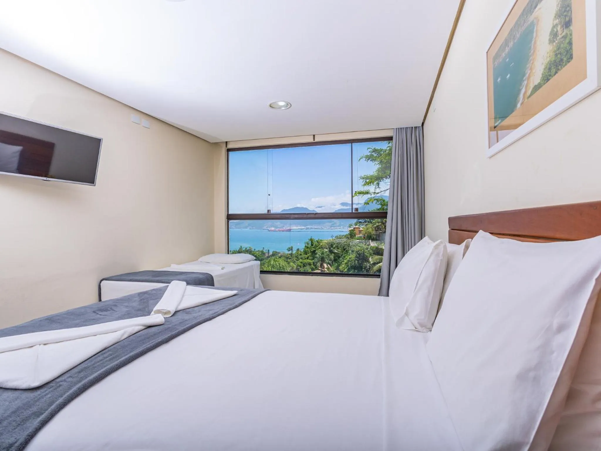 Photo of the whole room, Bed in Eco Baepi Residence