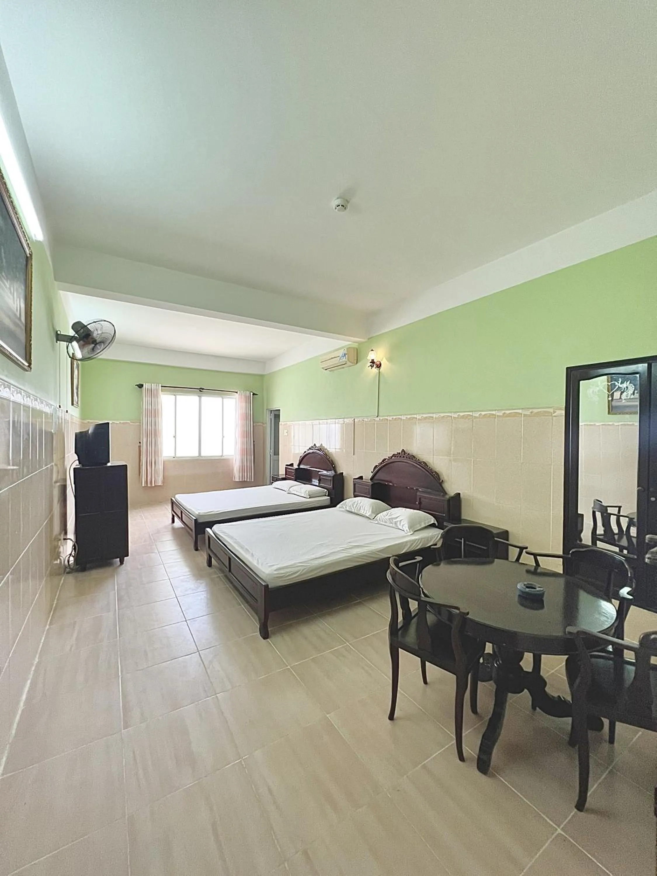 Bedroom in Phi Long 2 Hotel Thu Dau Mot