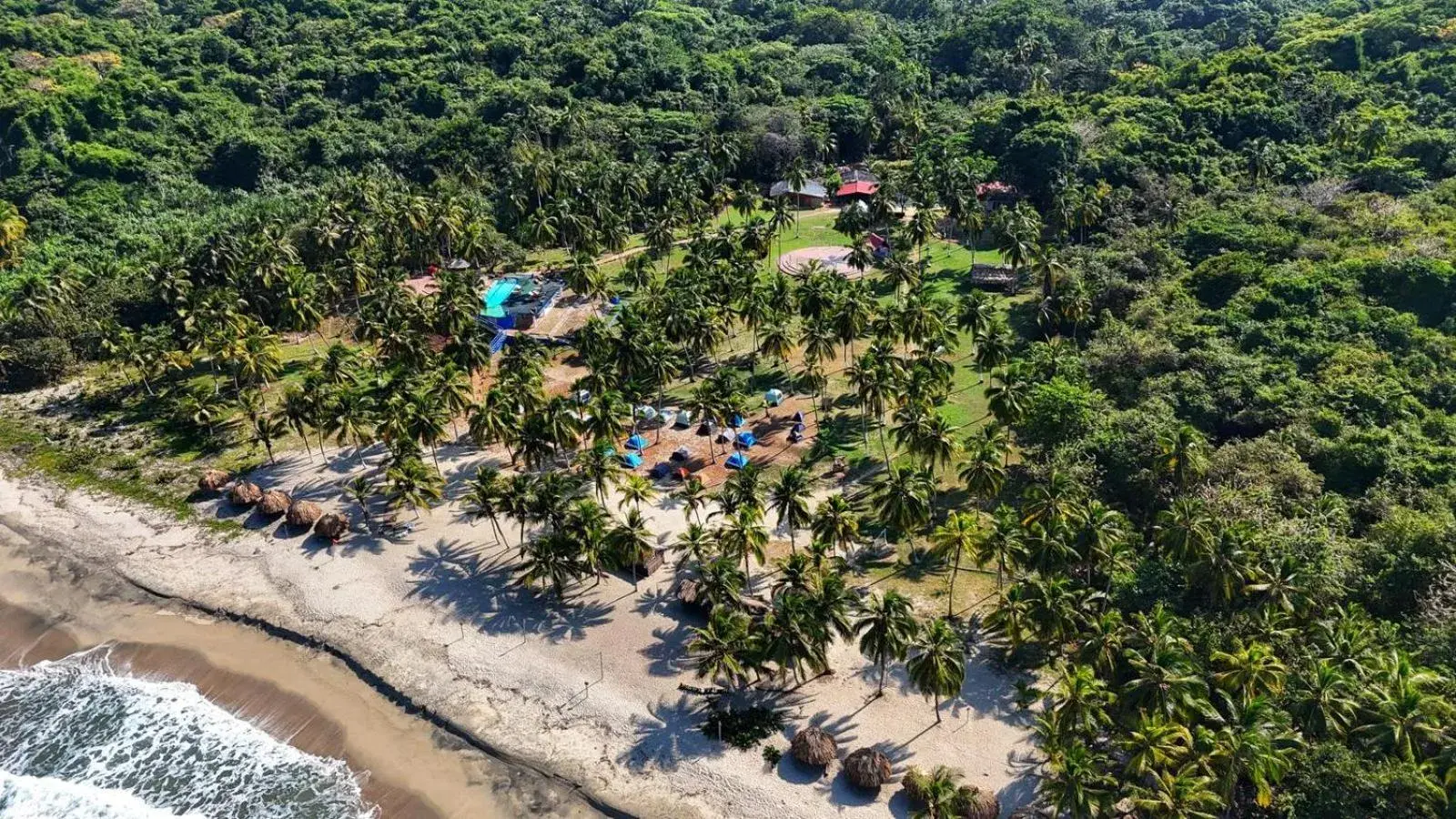 Family Room in CASA DE CAMPO CASTILLETE dentro del PARQUE TAYRONA Family Room in CASA DE CAMPO CASTILLETE dentro del PARQUE TAYRONA