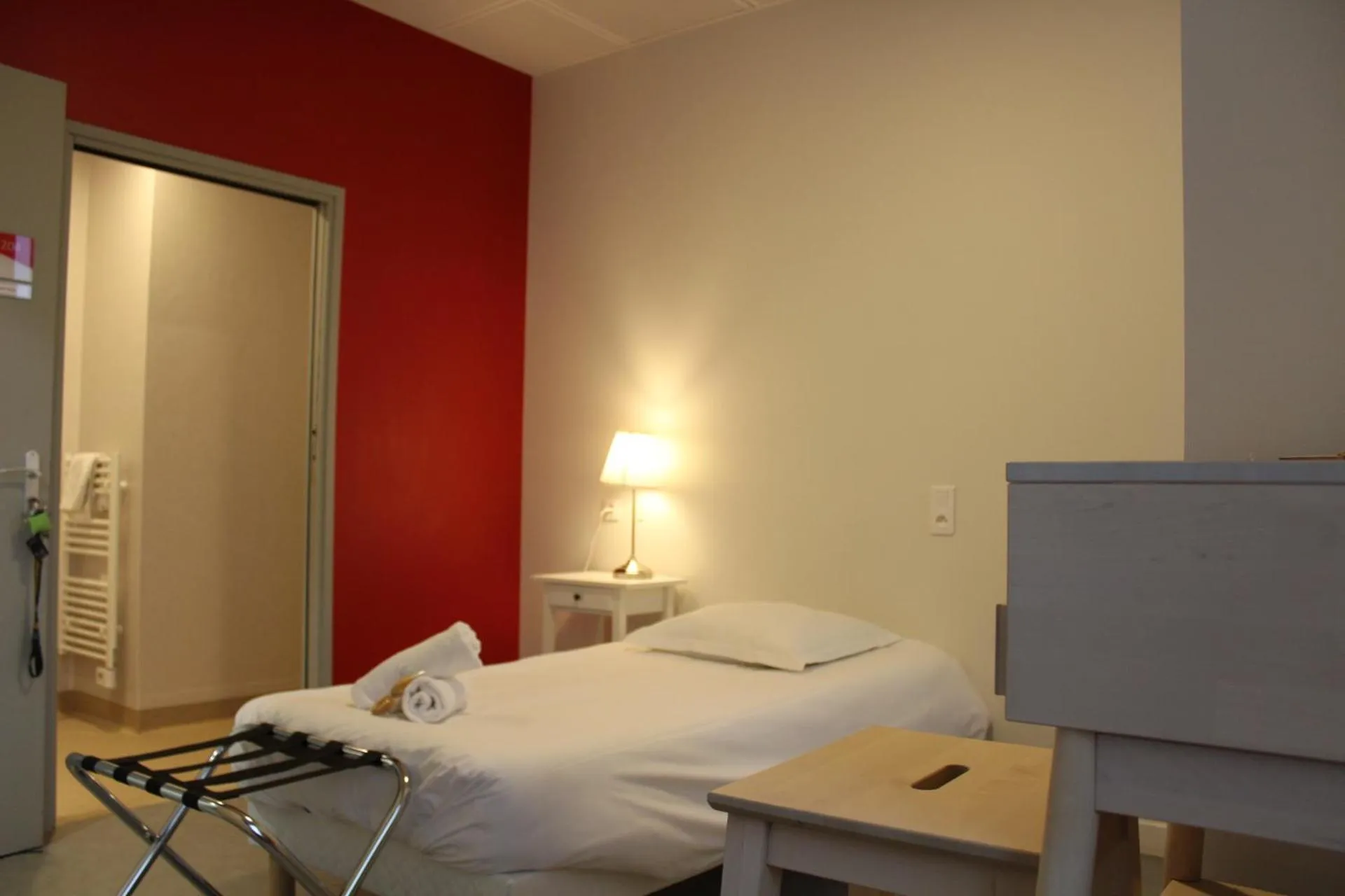 Bed in Le grand couvent de Gramat