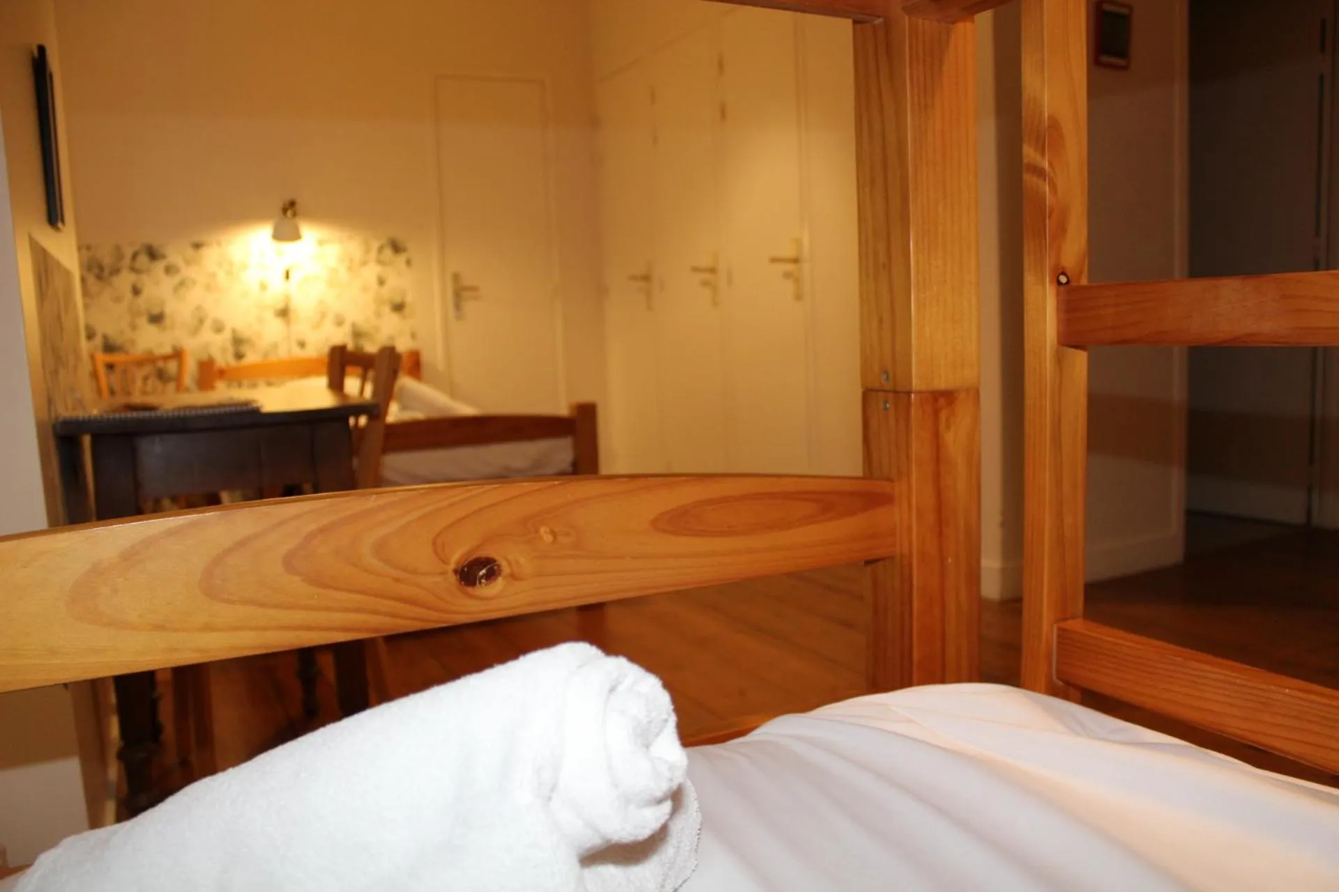 Bed in Le grand couvent de Gramat