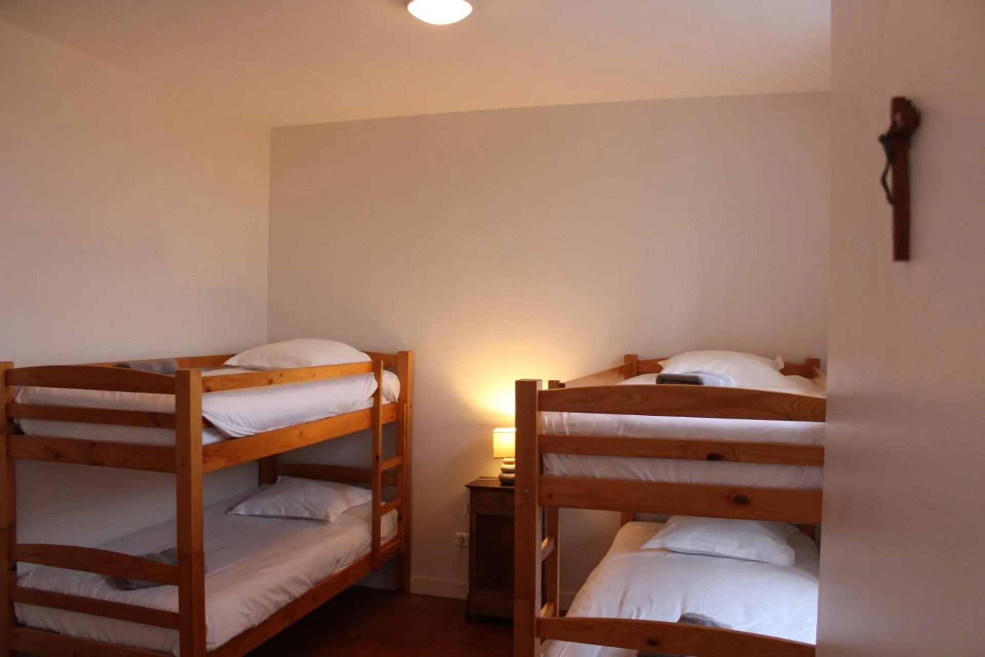 Photo of the whole room, Bed in Le grand couvent de Gramat