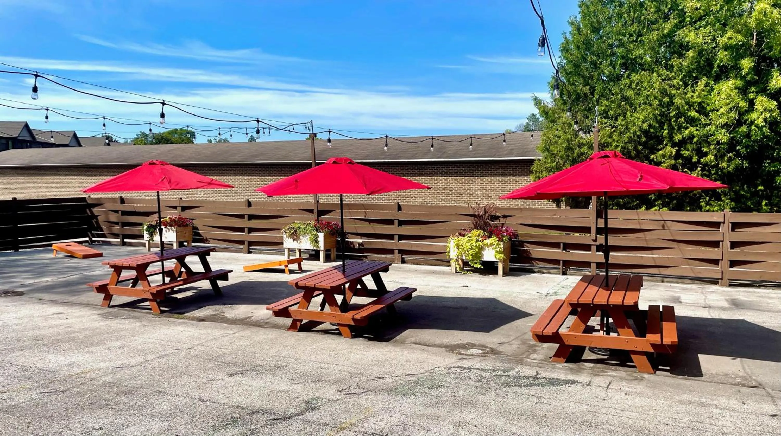 Property building in Village Inn on the Lake