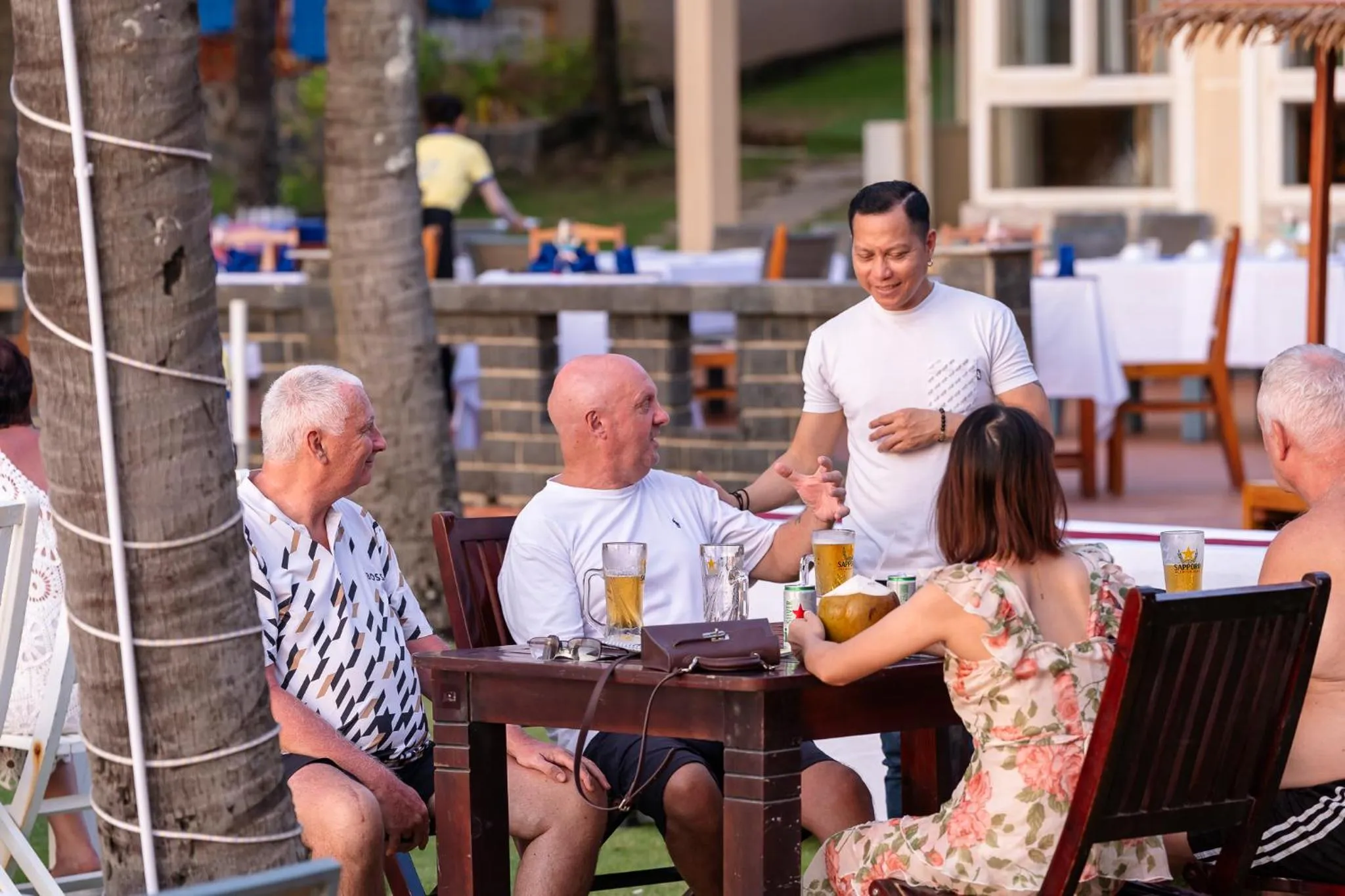 Restaurant/places to eat in Sea Star Resort