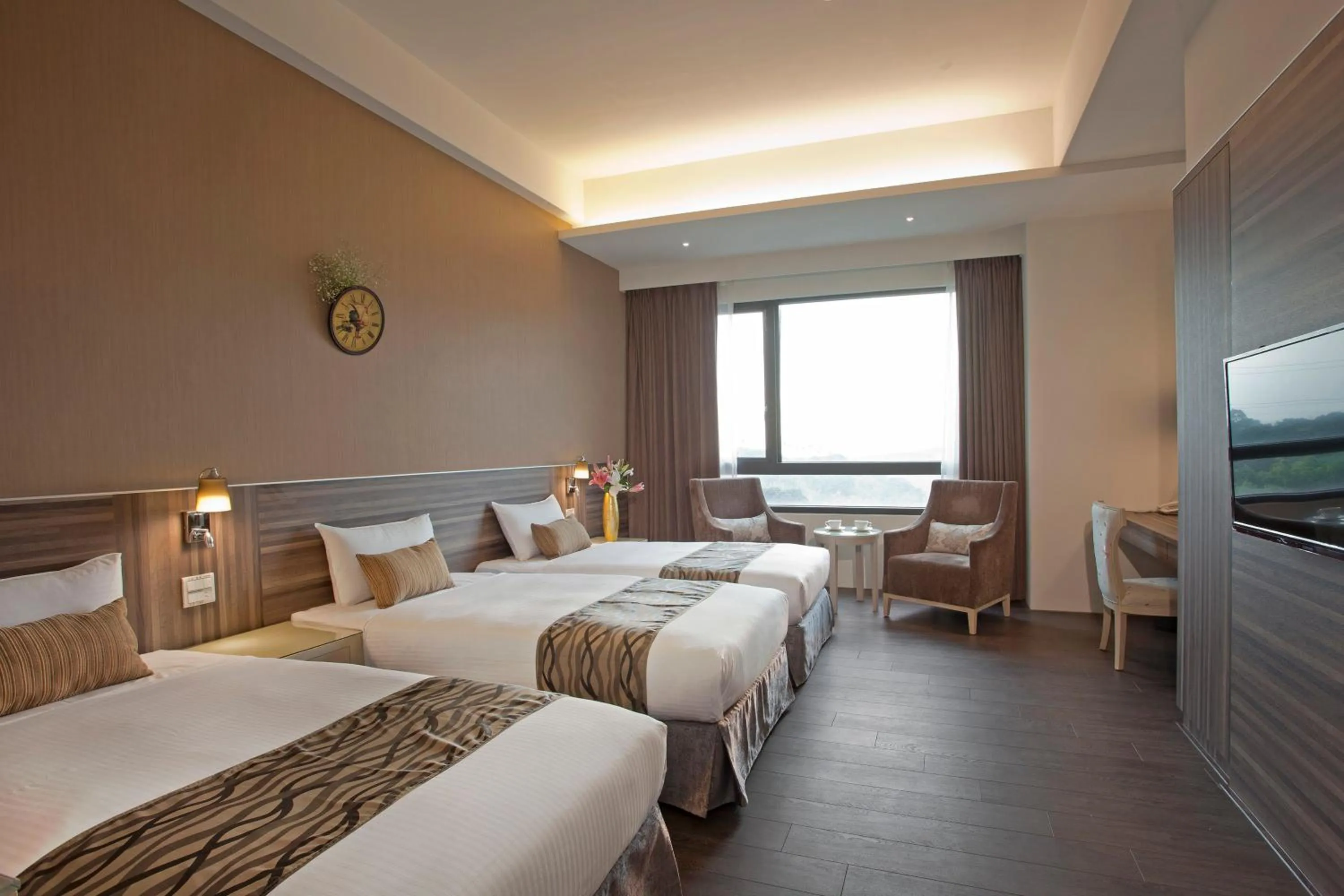 Day, Bed in Renyi Lake Hotel