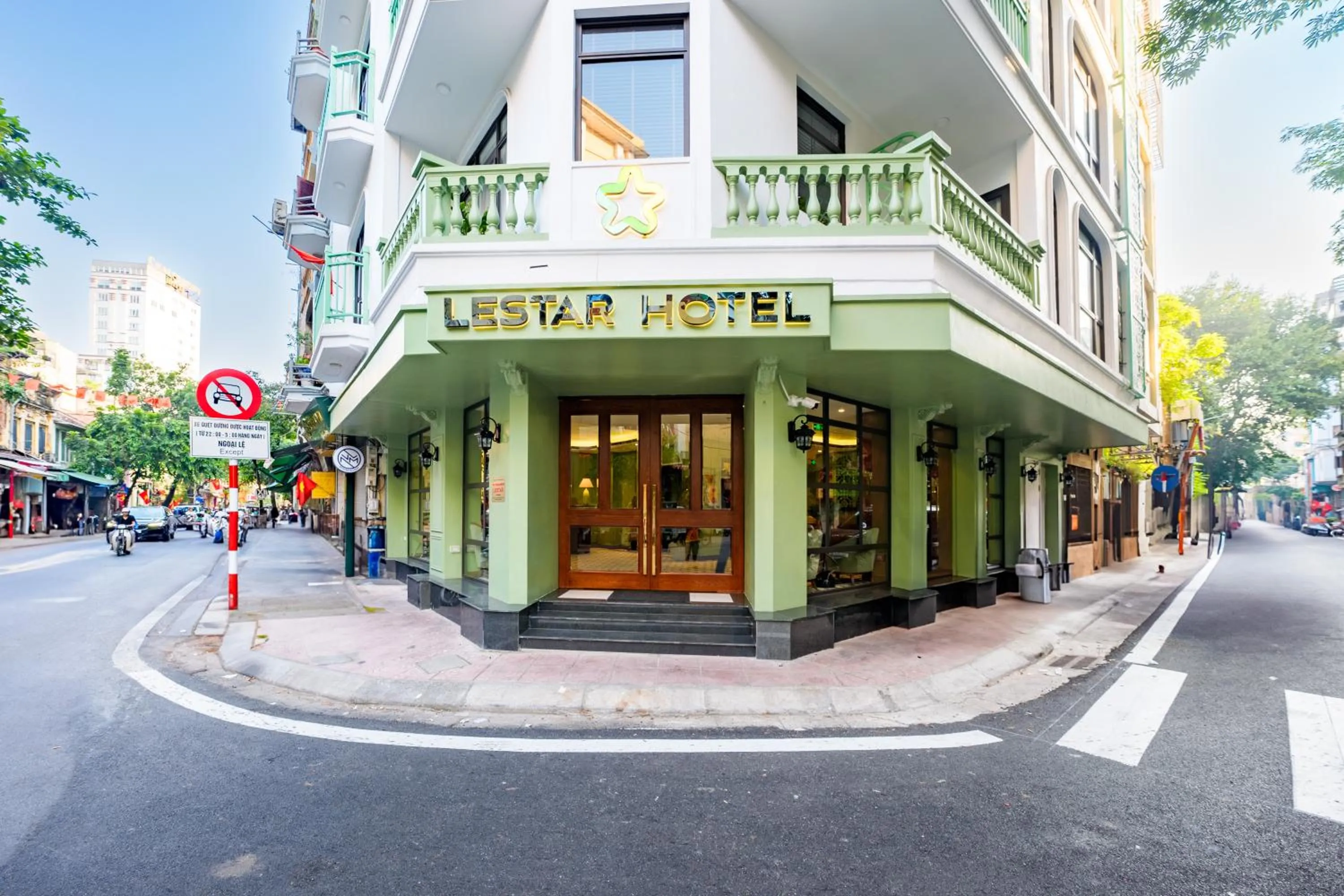Facade/entrance in Lestar Hotel Hanoi