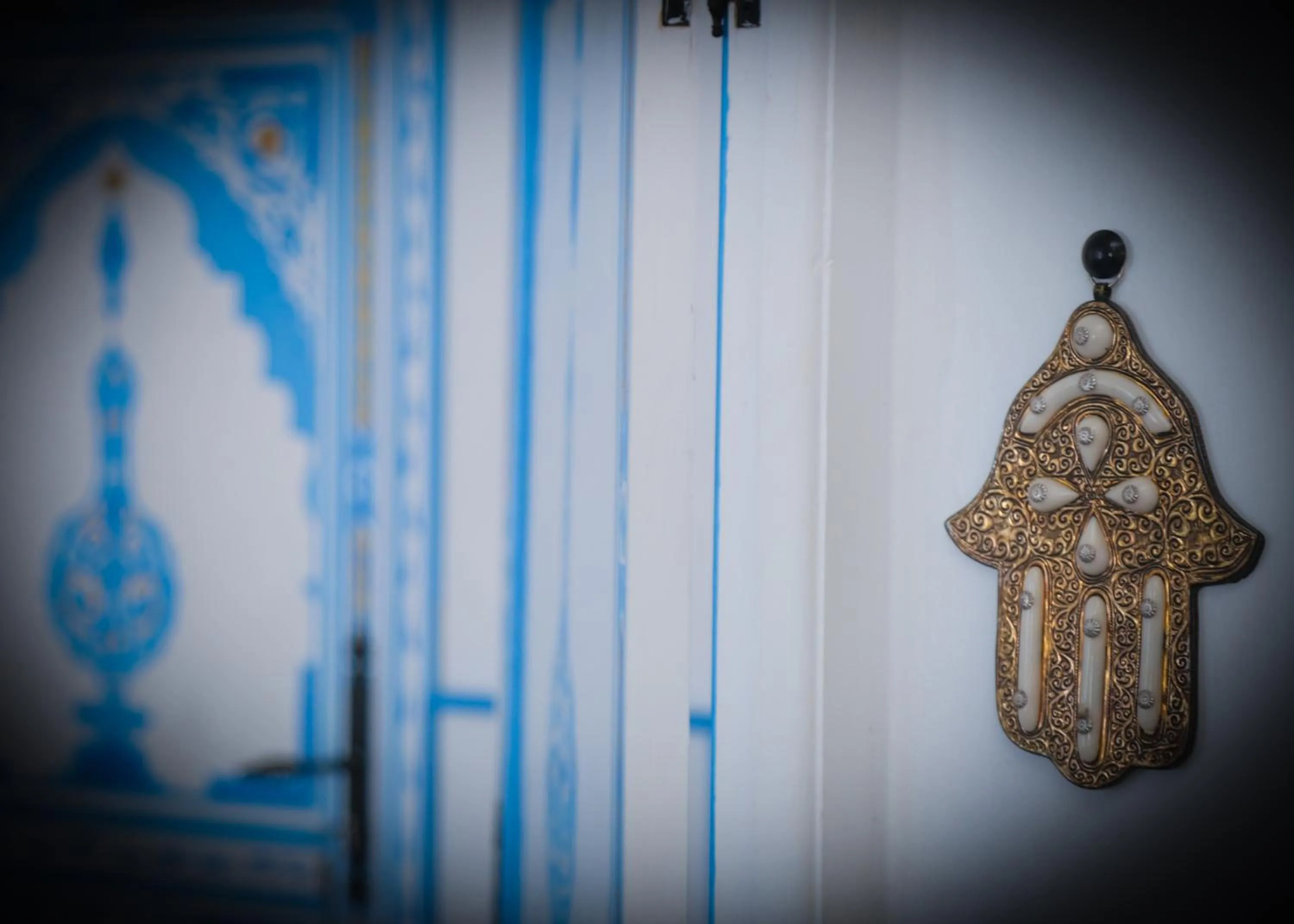Decorative detail in CASA BLUE PEARL