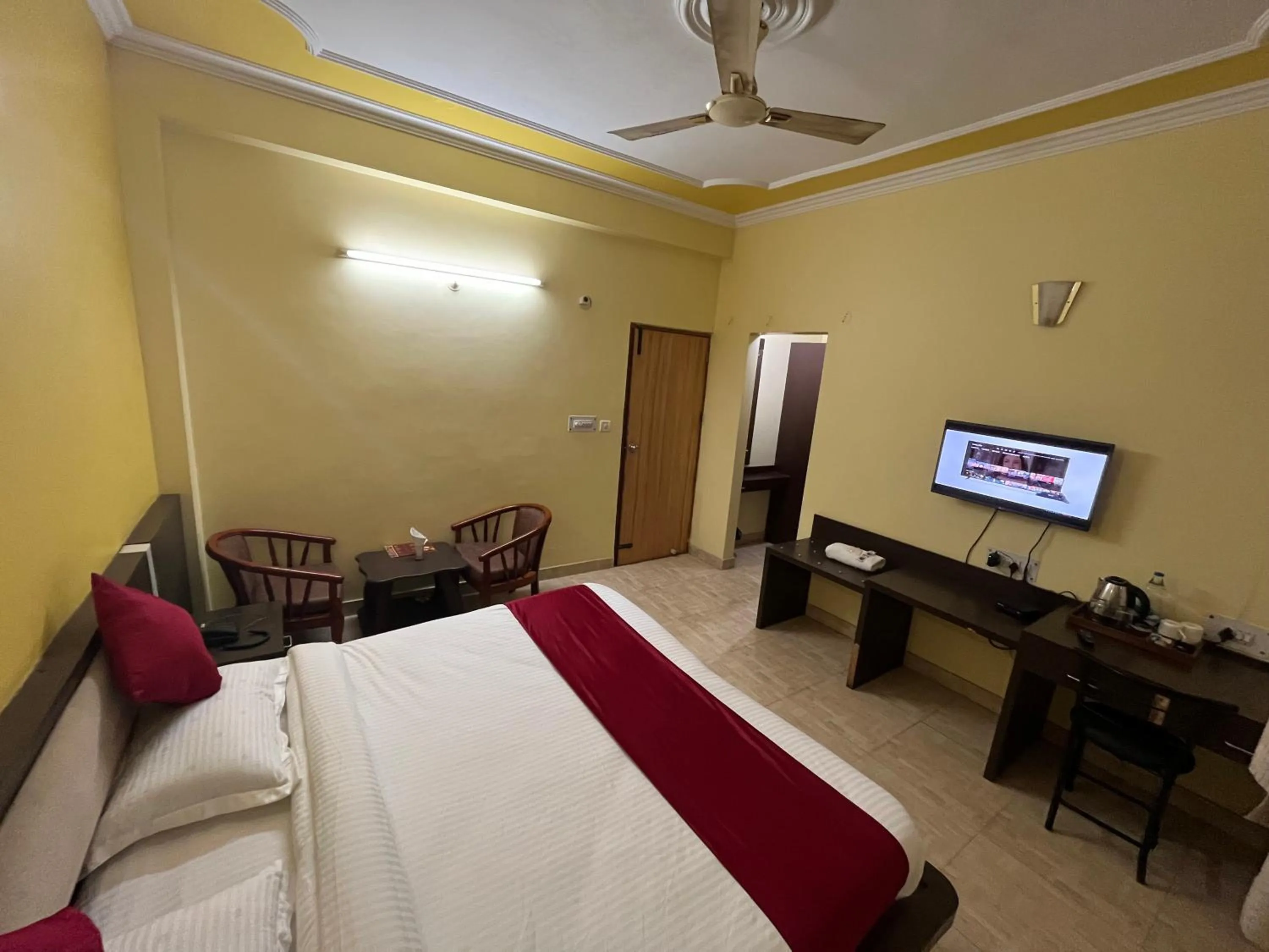 Photo of the whole room, Bed in Hotel Magnet House