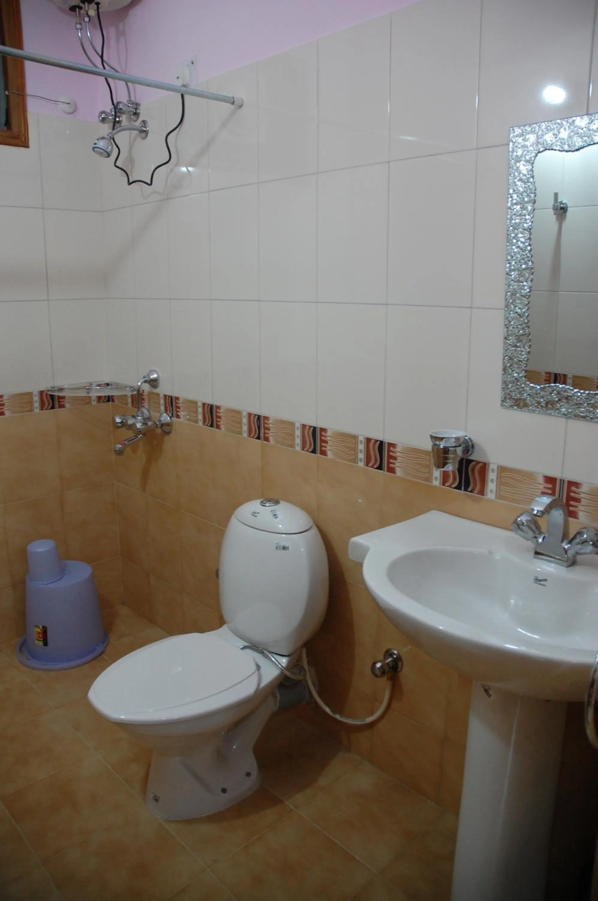 Toilet in Hotel Magnet House