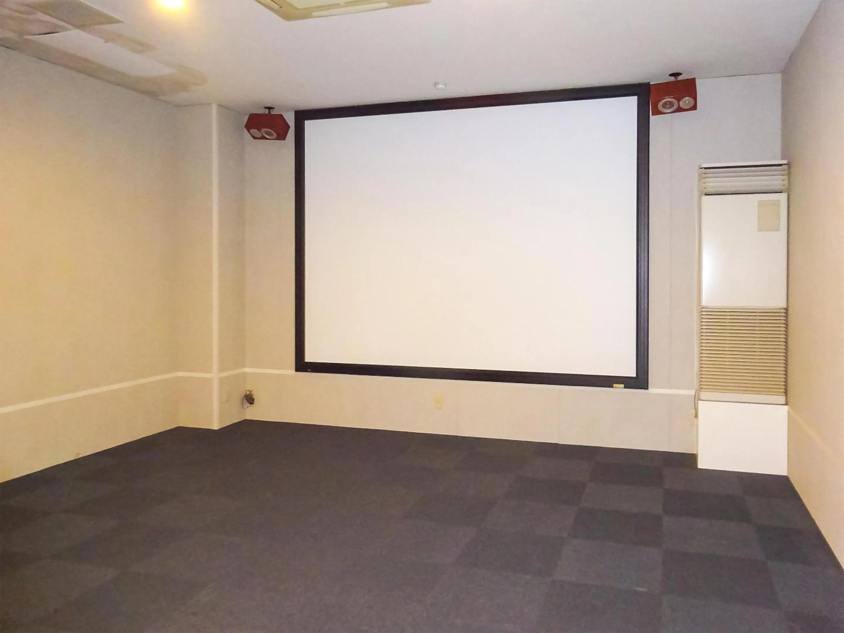 Photo of the whole room in Natural Onsen Hostel Hidamari no Yu