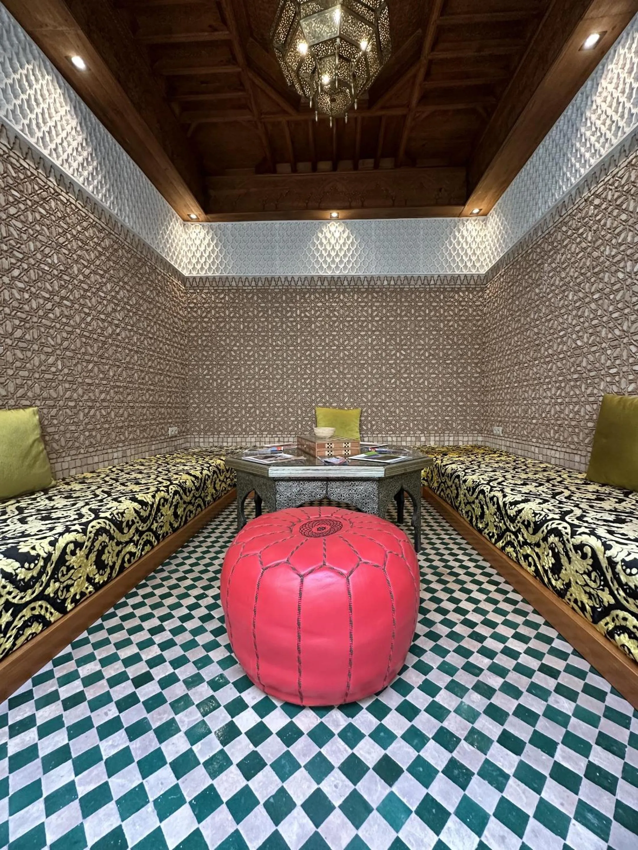 Living room in Riad Atrium & Spa