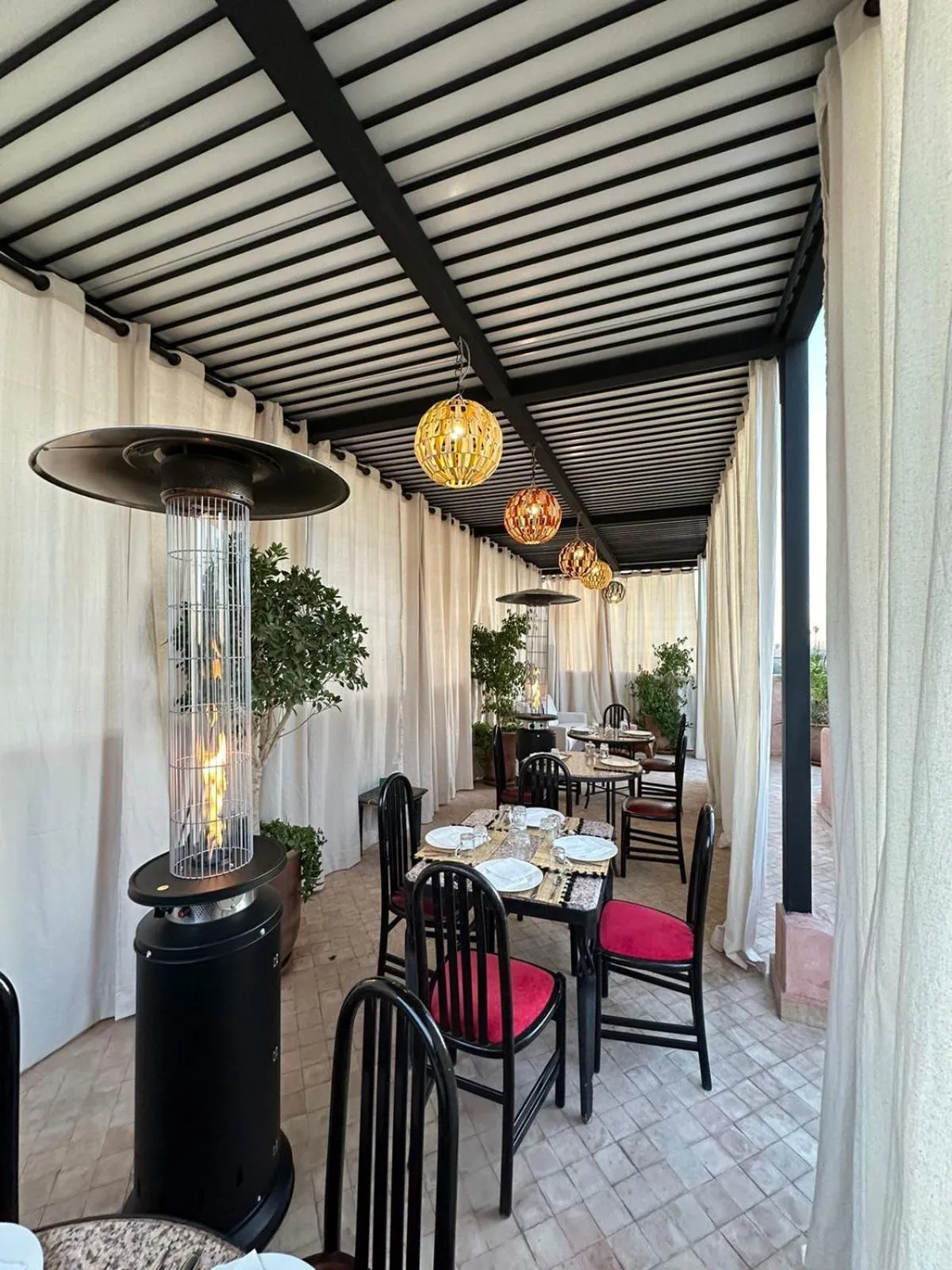 Dining area in Riad Atrium & Spa