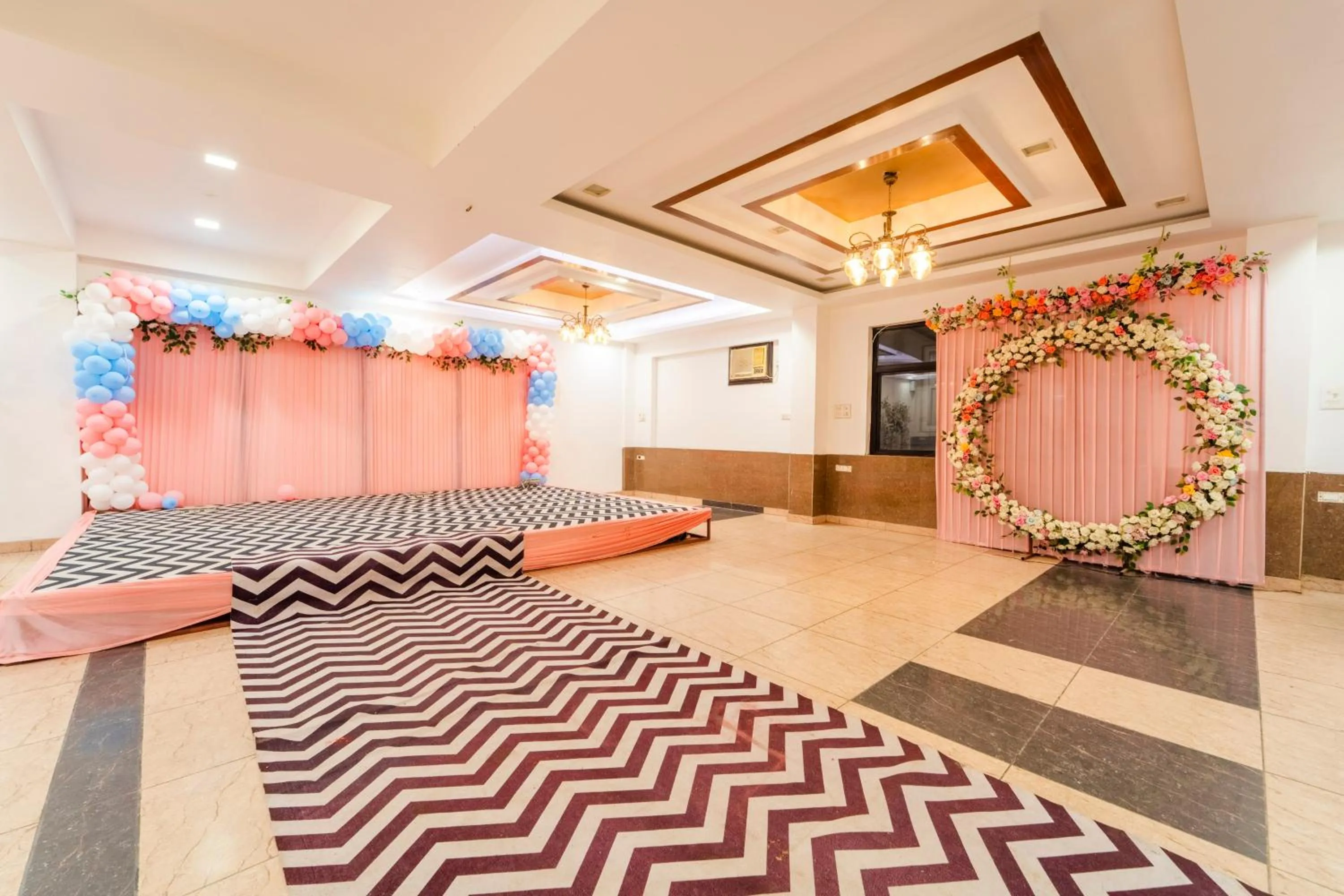 Banquet/Function facilities in Treebo Shivam Inn Near Singapore Mall