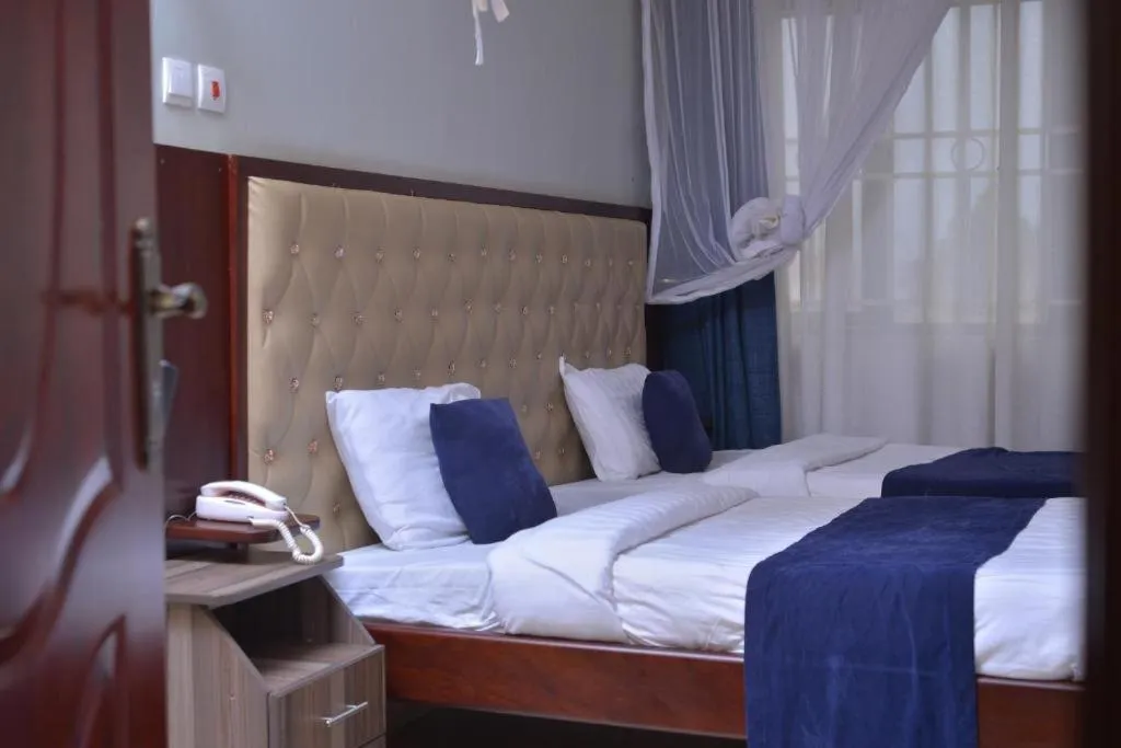 Bed in Keba Xpress Hotel - Entebbe